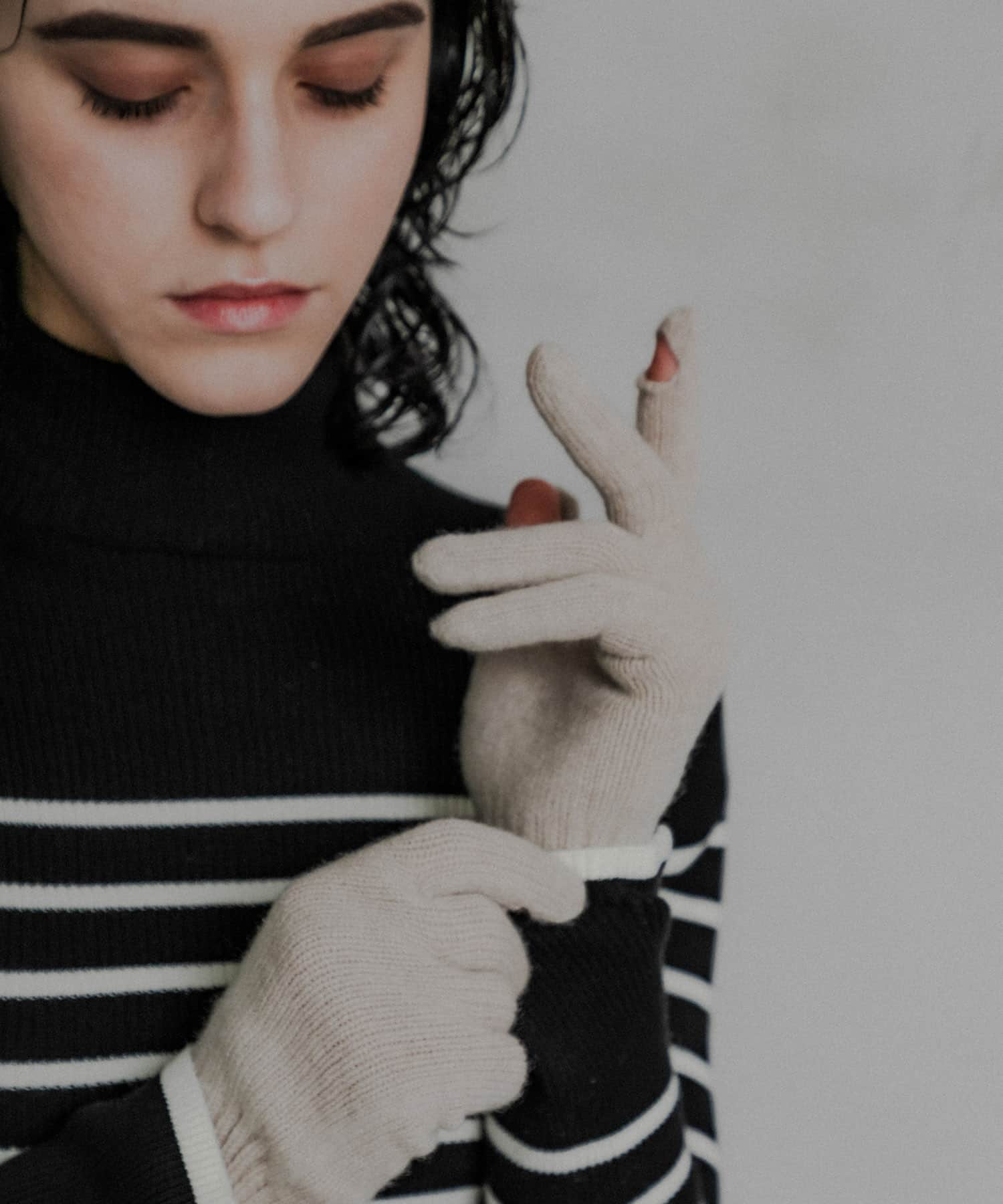 William Brunton Hand Knits　long rib cuff Glove OATMEAL -