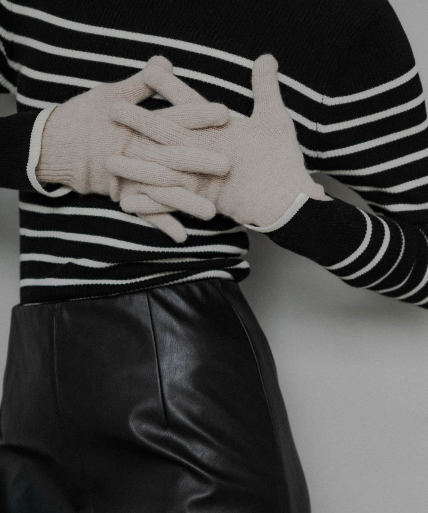 William Brunton Hand Knits　long rib cuff Glove OATMEAL -