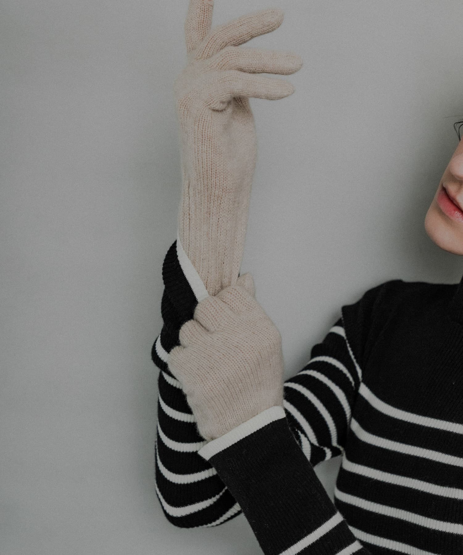 William Brunton Hand Knits　long rib cuff Glove OATMEAL -