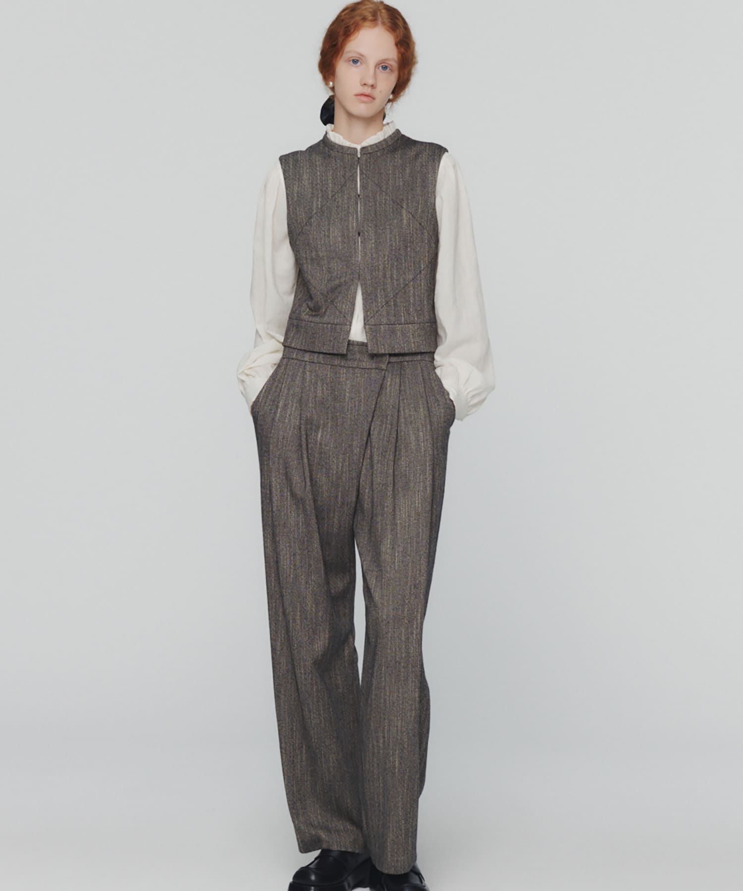 AMOMENTO　WOOL PANELED VEST CHARCOAL 0