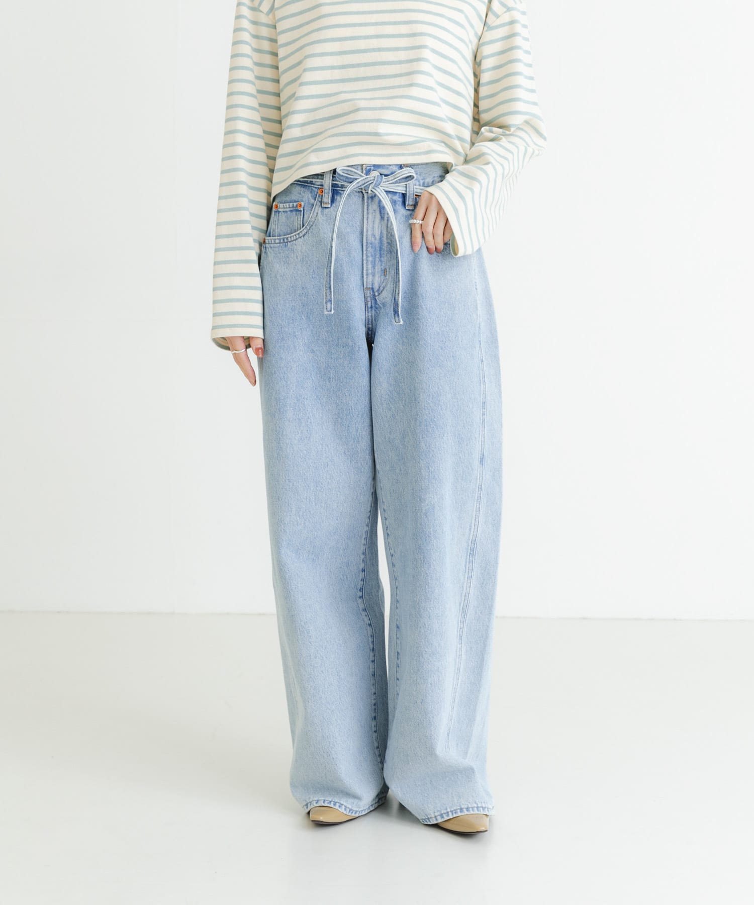 身長：162cm サイズ：27