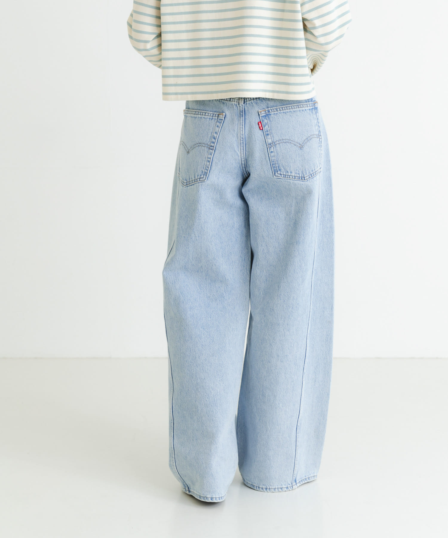 身長：162cm サイズ：27