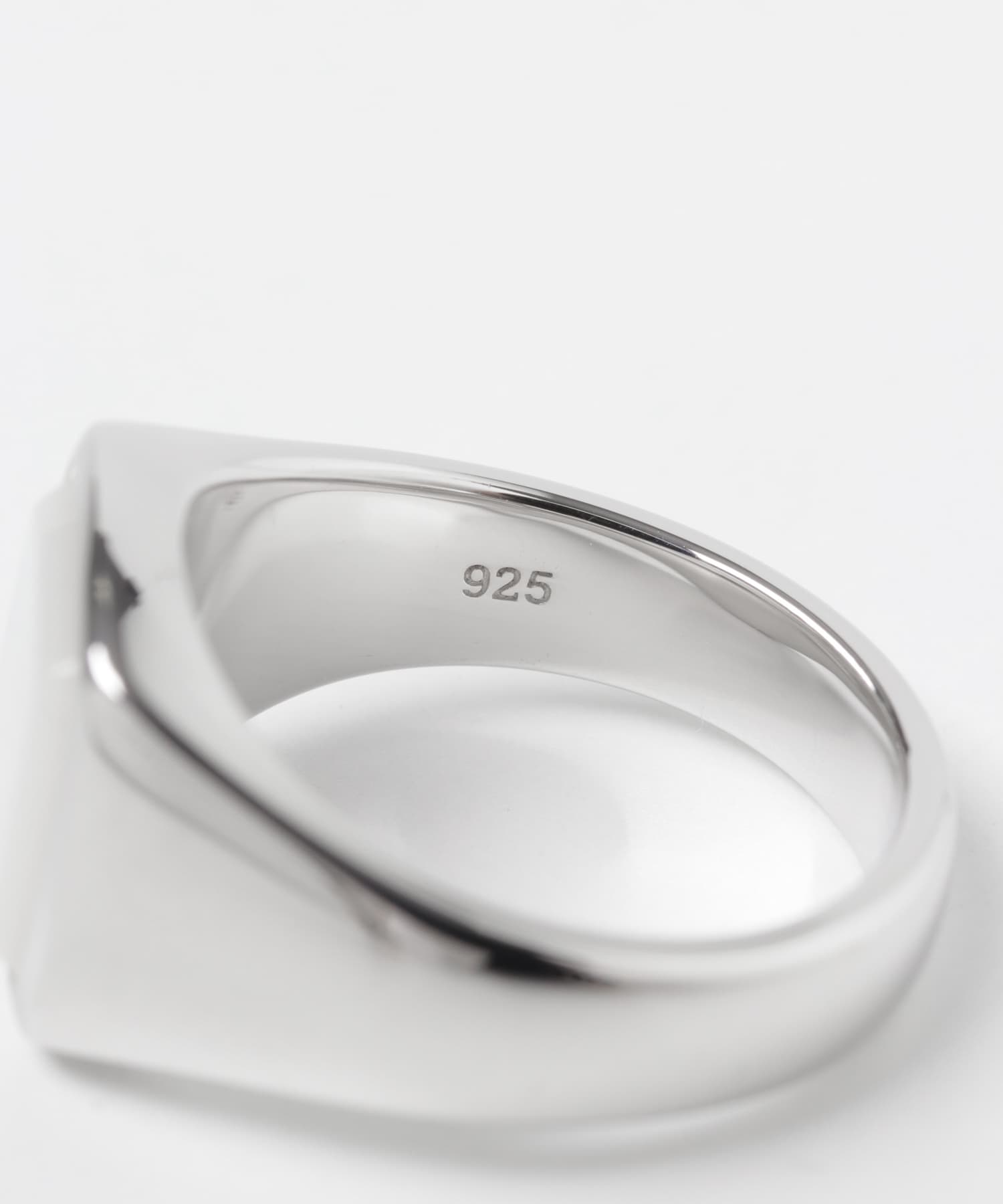 TOM WOOD　Kay Ring White MOP SILVER 50