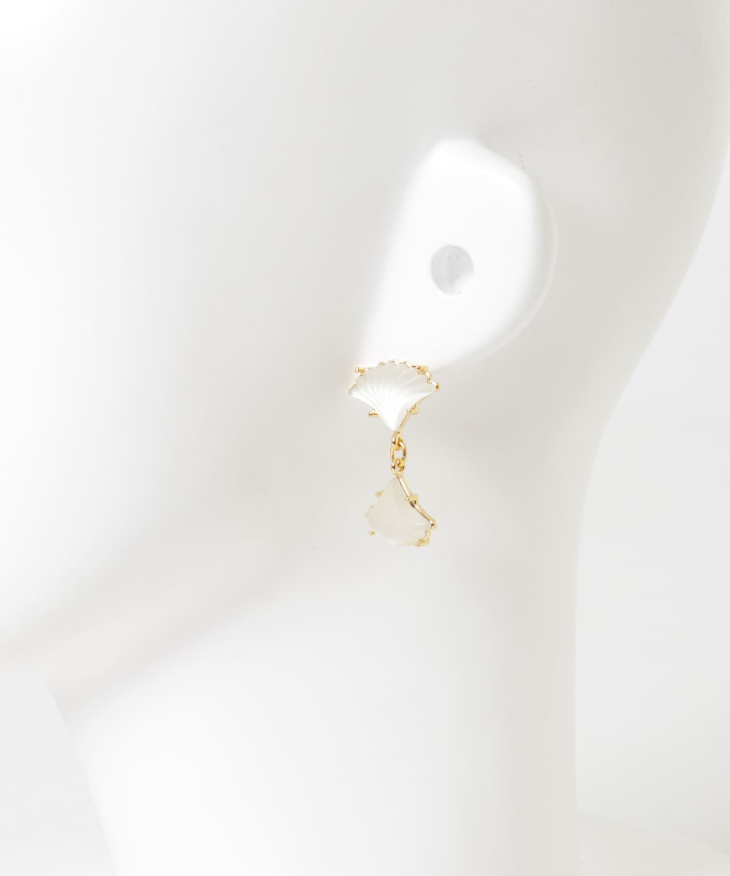 gren by M　マットガラスシェルピアス SLVGLD one