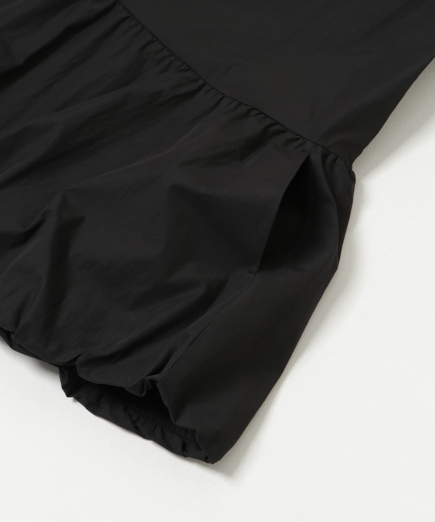 AMOMENTO　VOLUME MINI DRESS BLACK 0