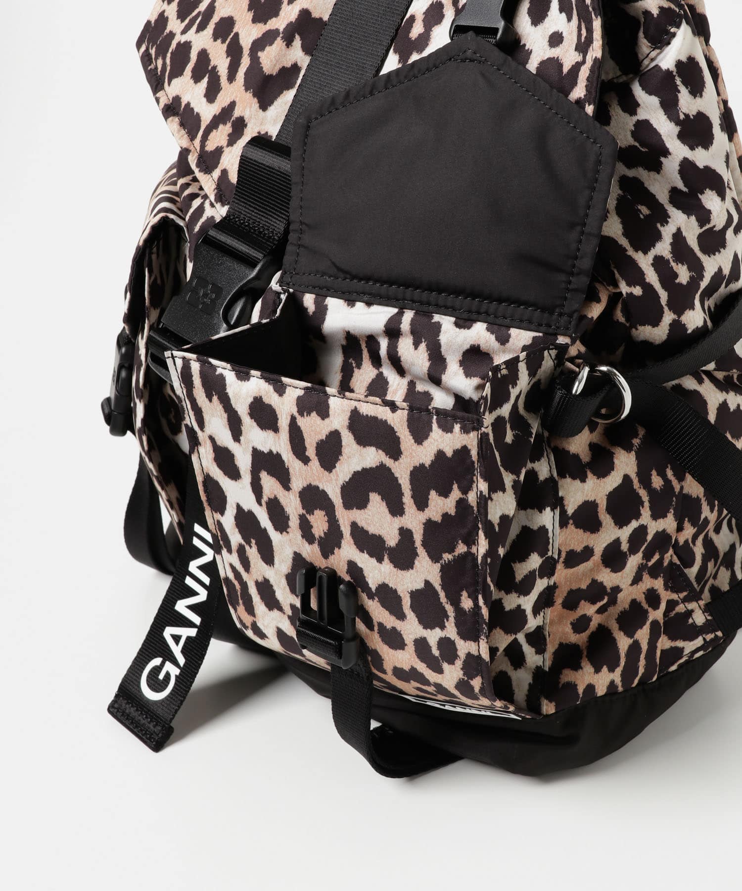 GANNI　Recycled Tech Backpack P Leopard -