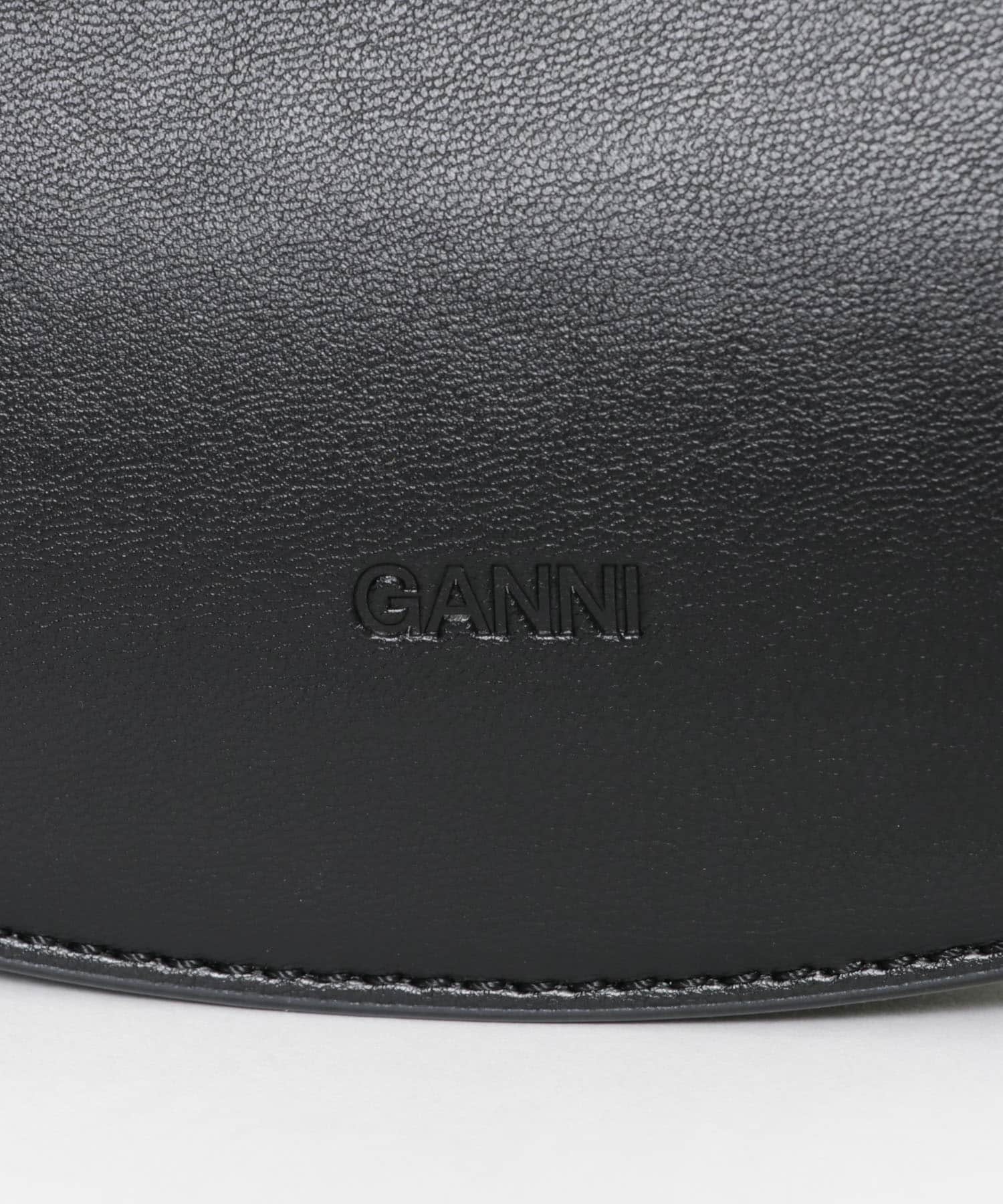 GANNI　Apo G Bag Mini Top Handle Black -