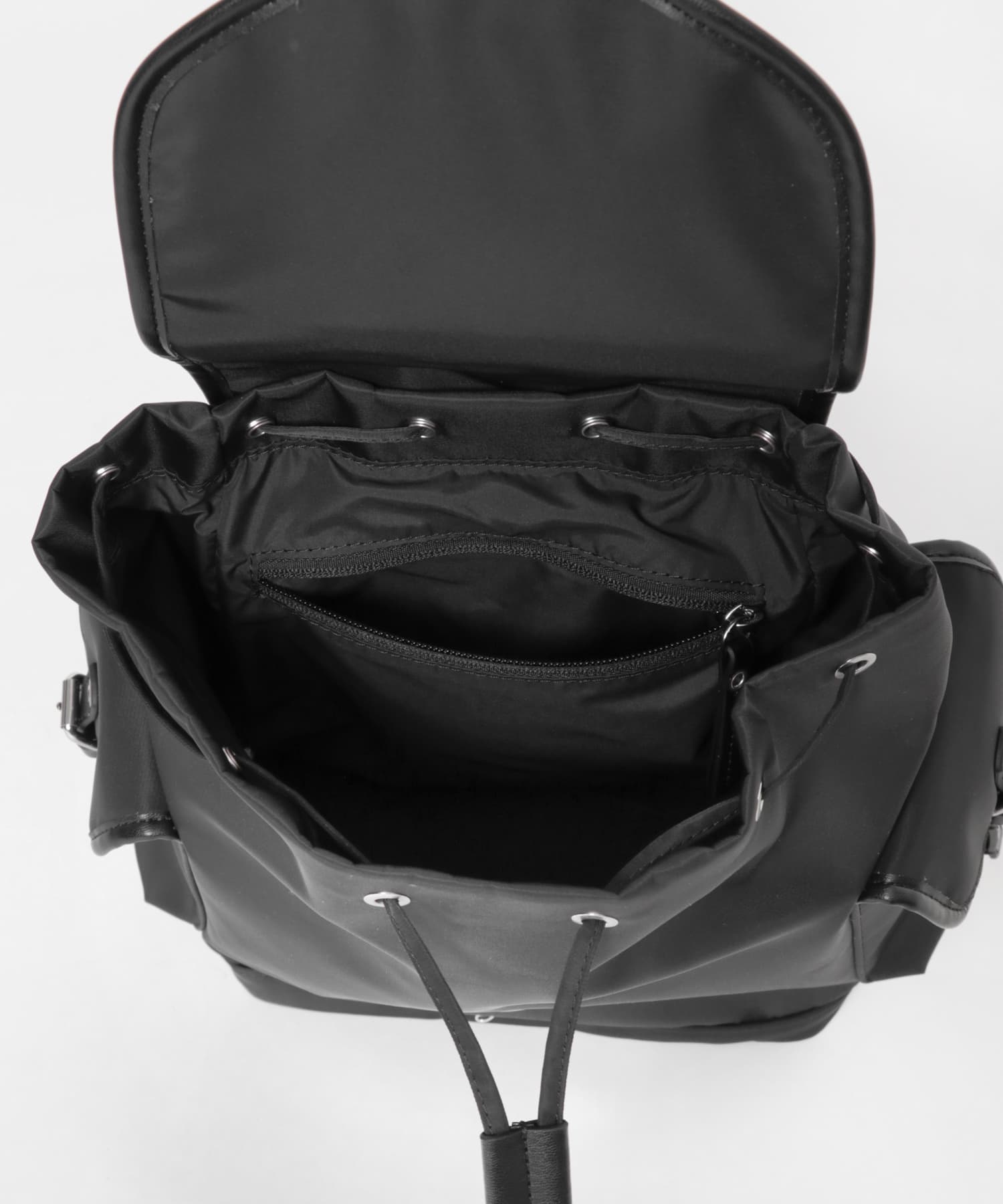 GANNI Bucky Backpack Small(- Black): バッグ｜URBAN RESEARCH公式