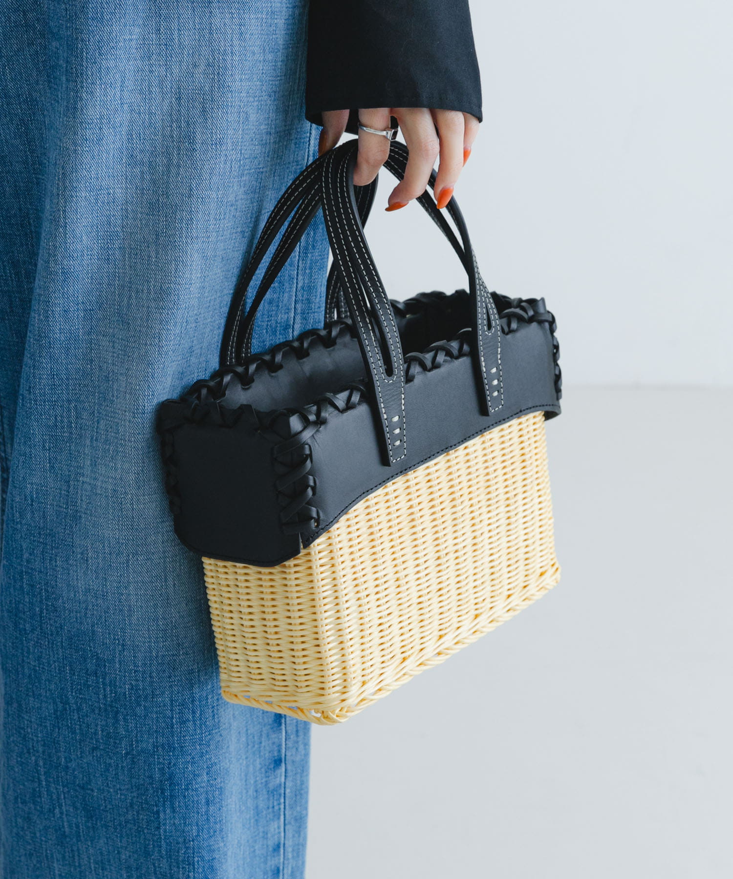 A VACATION RATTAN S(one BLACK): バッグ｜URBAN RESEARCH公式