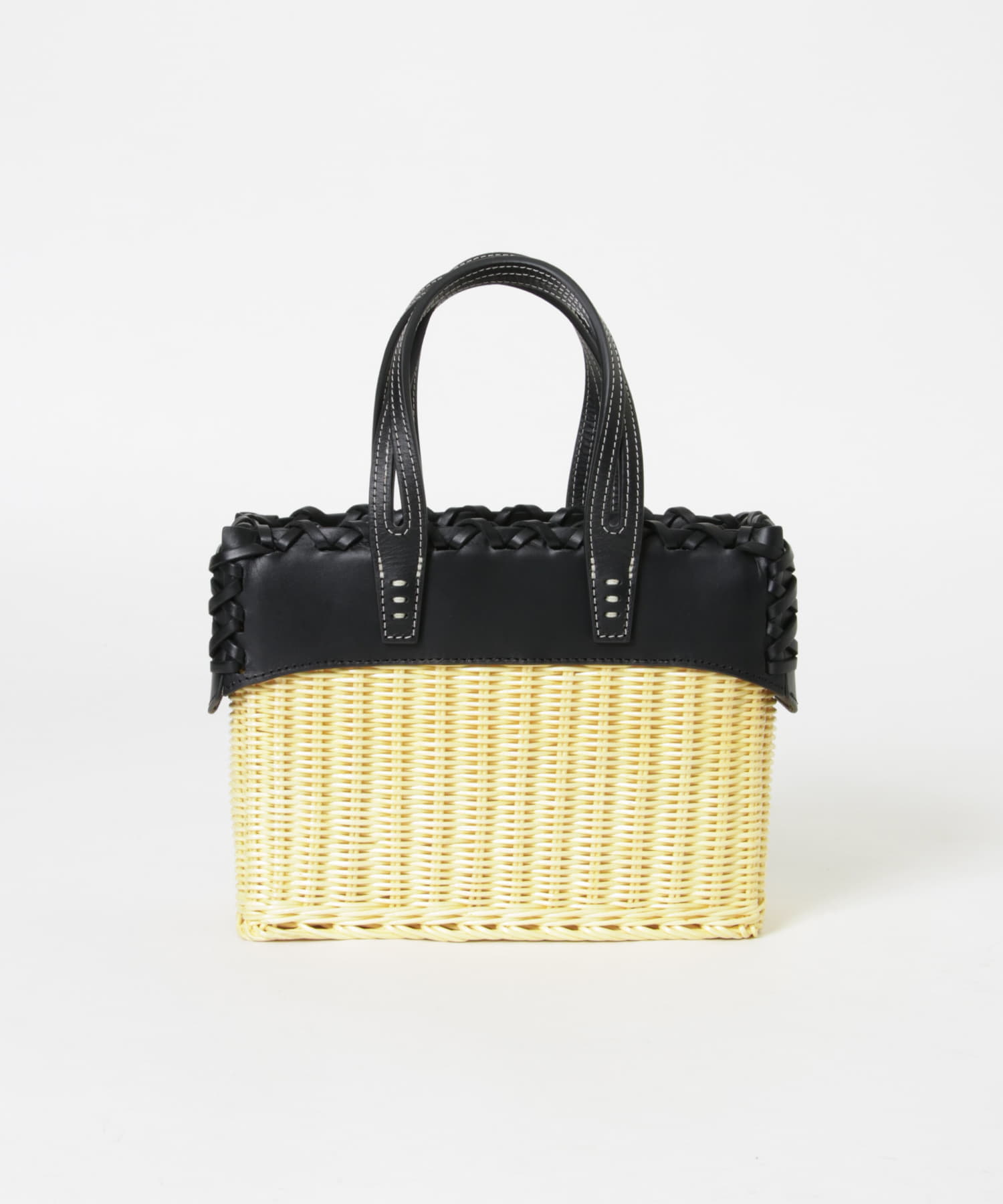 A VACATION　RATTAN S BLACK one
