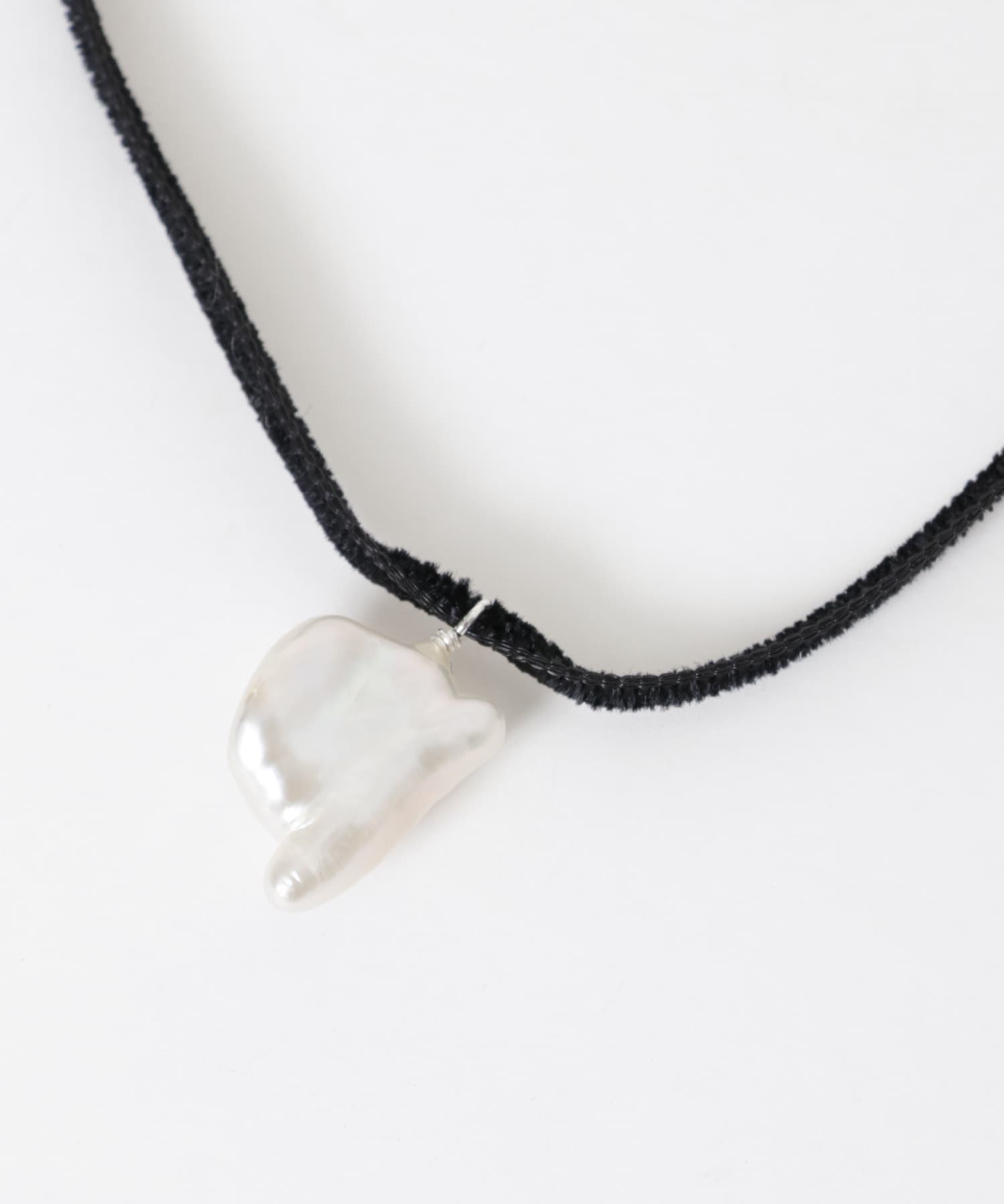 LES BON BON　liberty pearl necklace black -