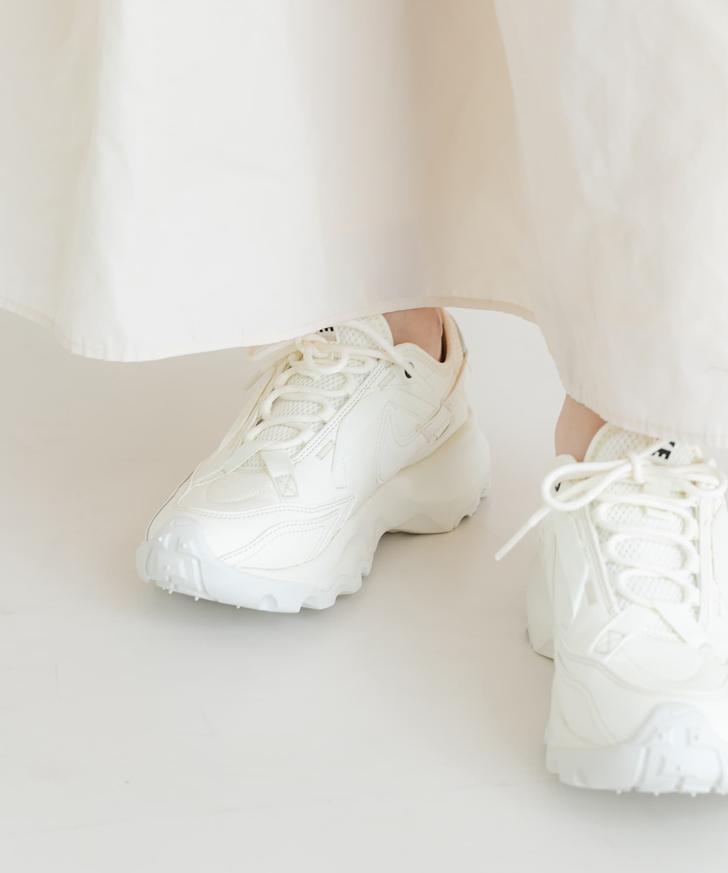 NIKE　TC 7900 セイル/ブラック 23