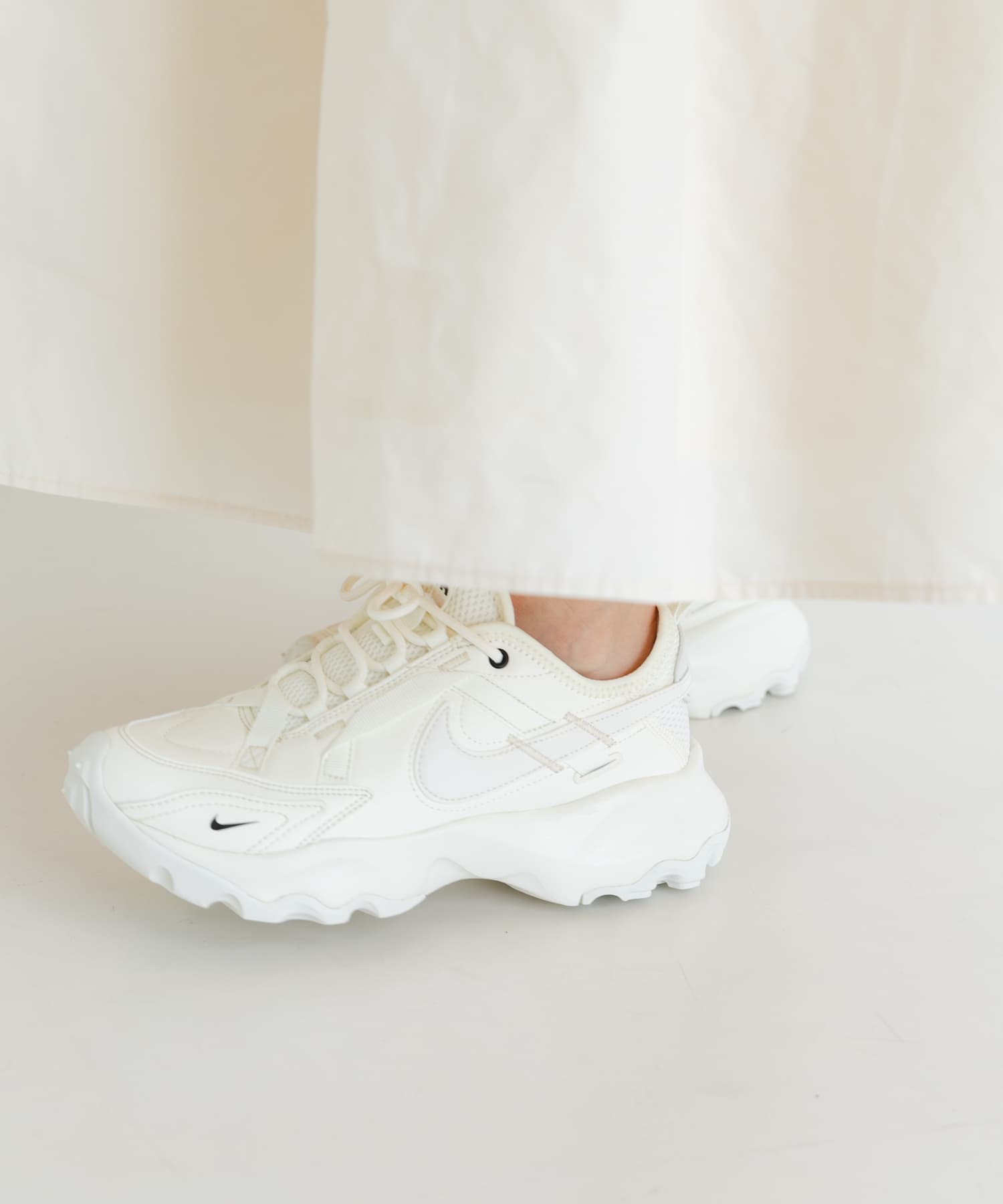 NIKE　TC 7900 セイル/ブラック 23