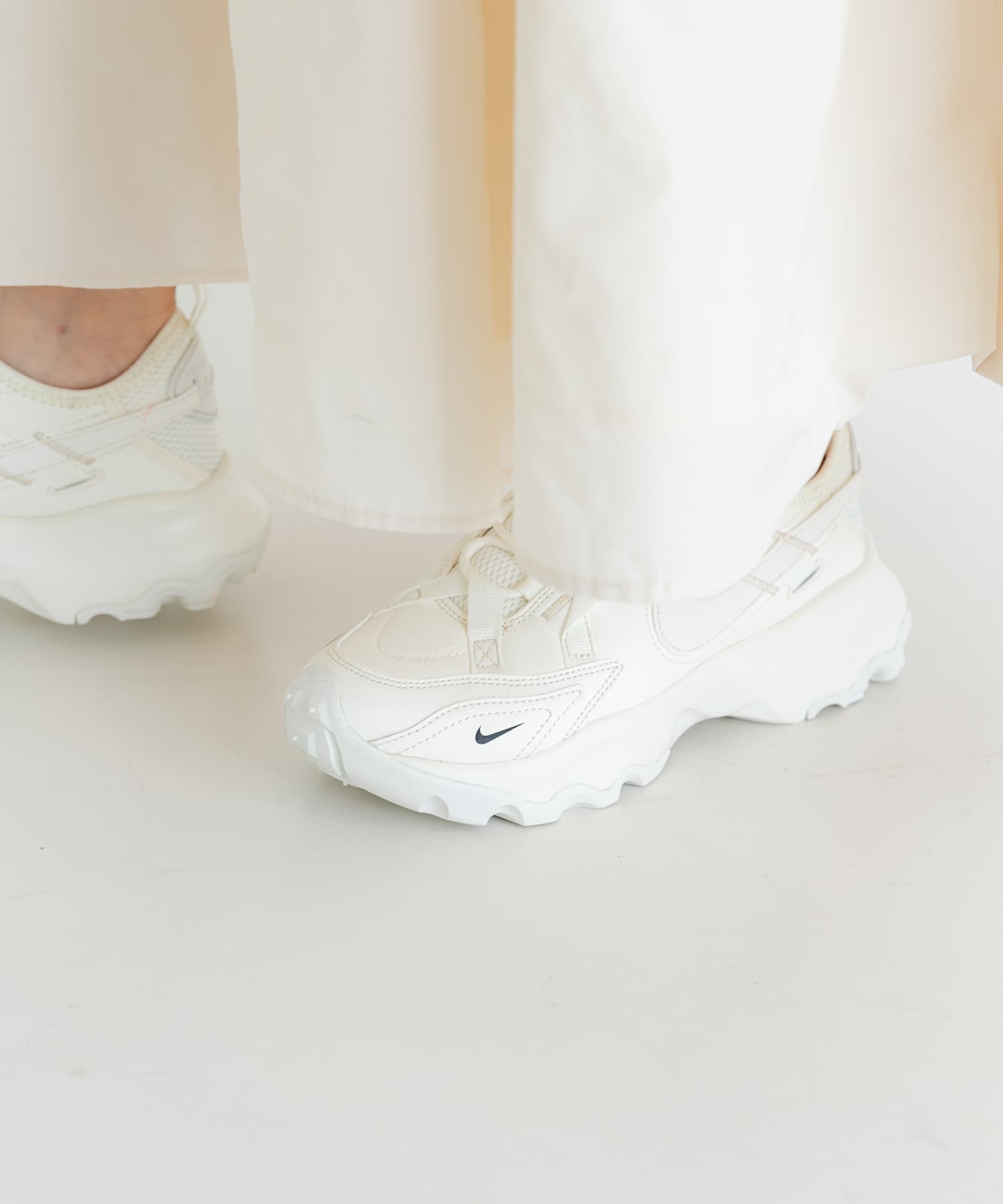 NIKE　TC 7900 セイル/ブラック 23
