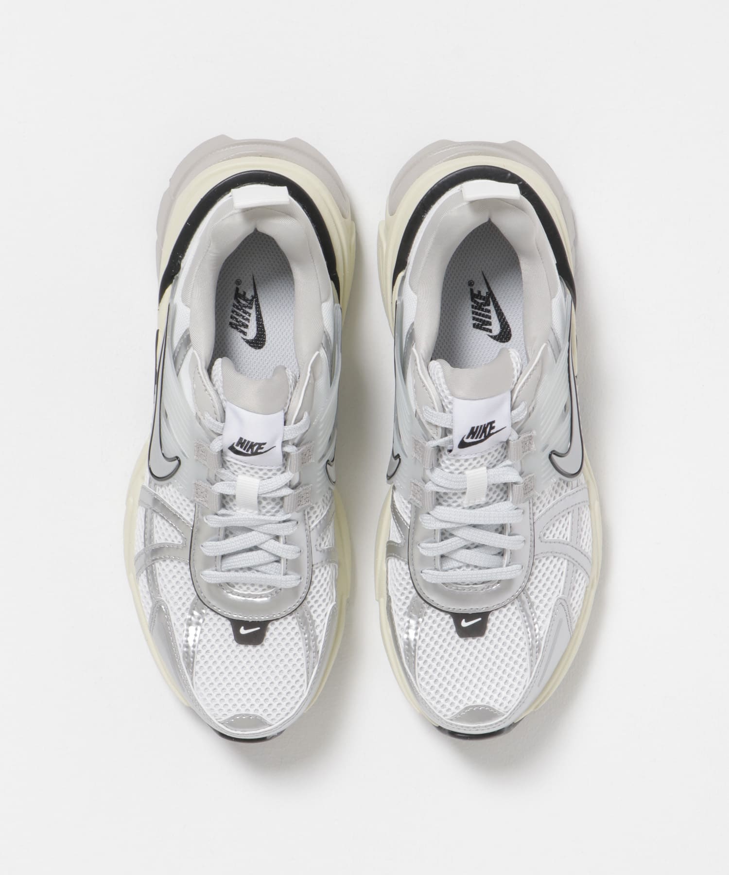 ホワイト/シルバー