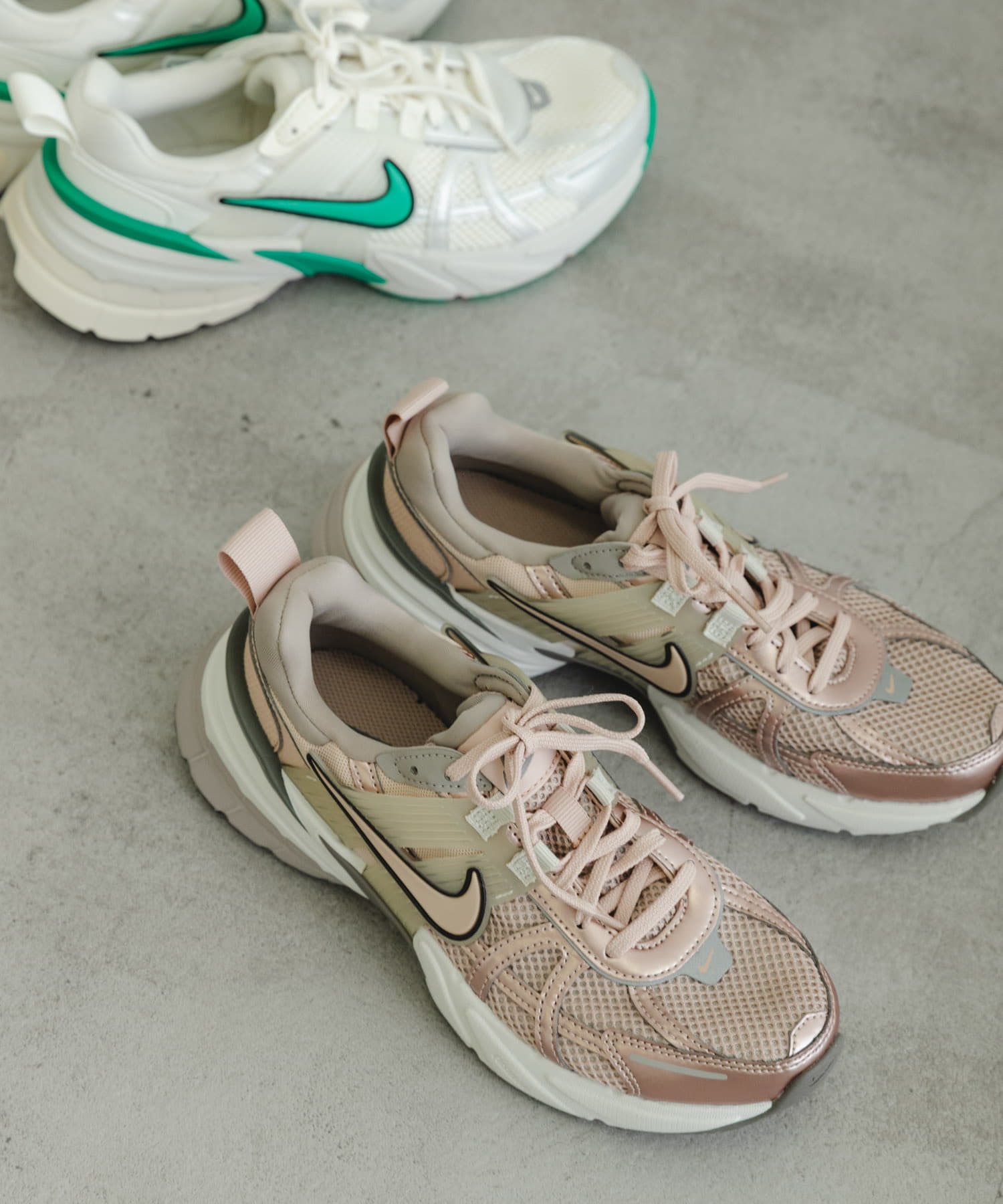 NIKE　V2Kラン PRTCL BG 23