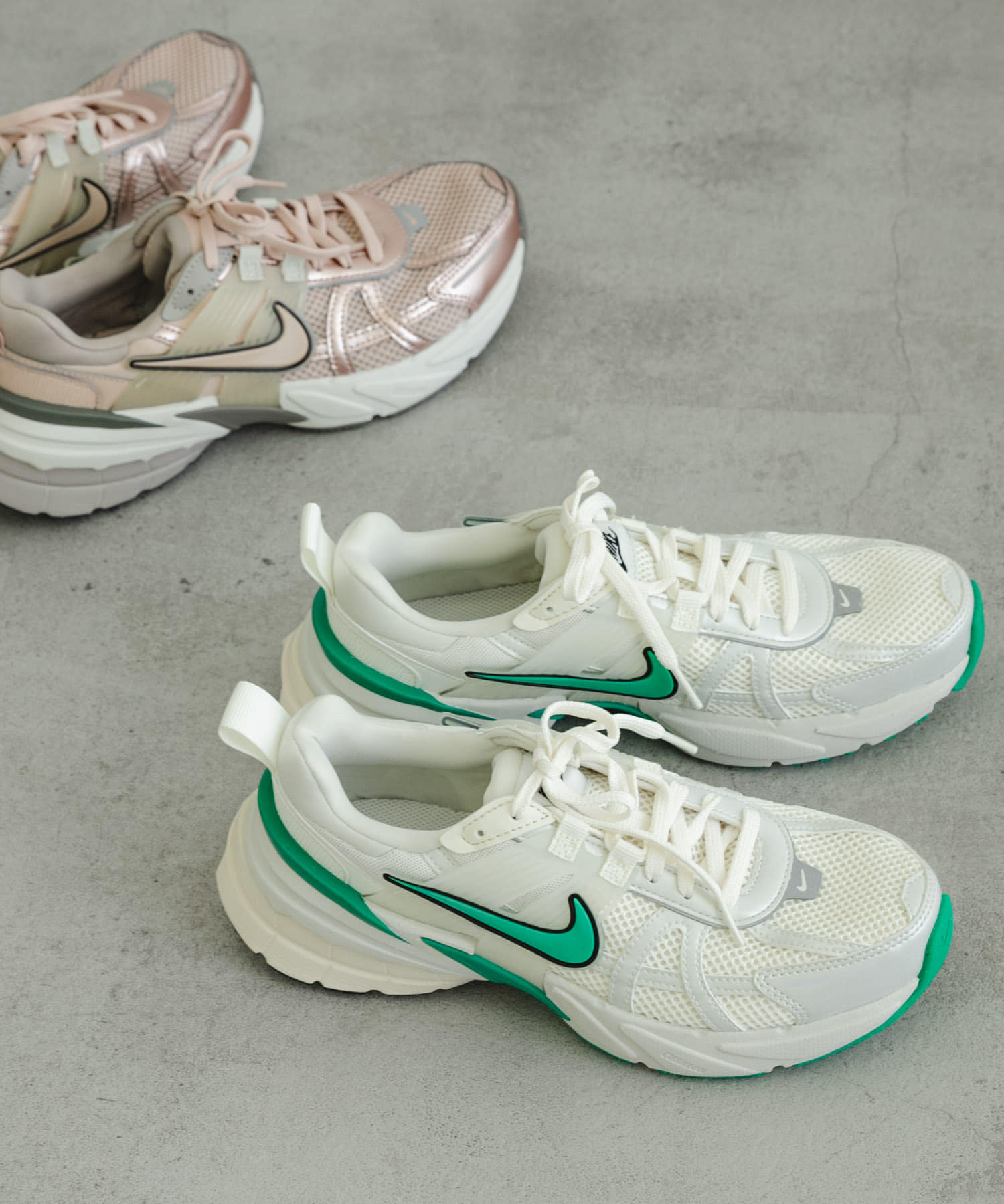 NIKE　V2Kラン SAIL/ST GR 23.5