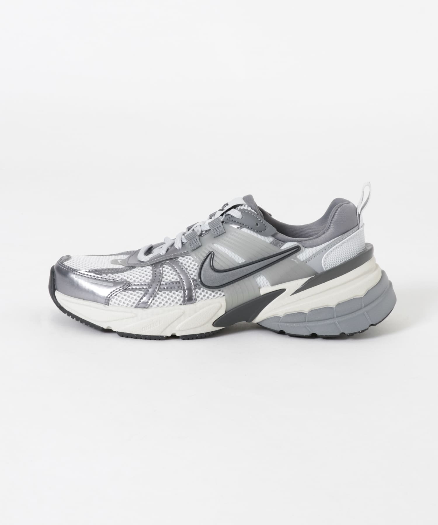 NIKE　V2Kラン ピュア メタリック 23.5