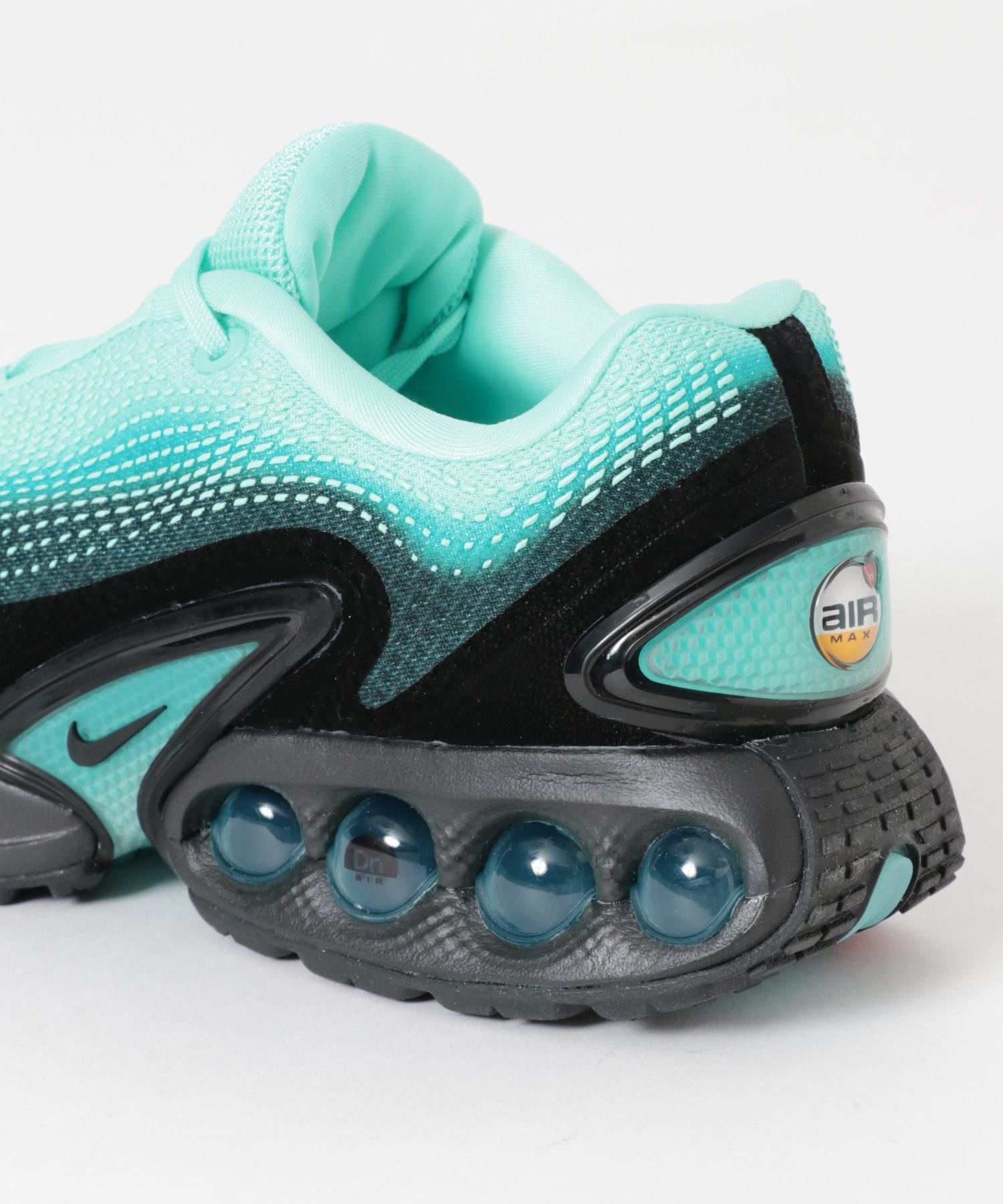 NIKE　エアマックスDN PRM BK LT AQUA 23.5