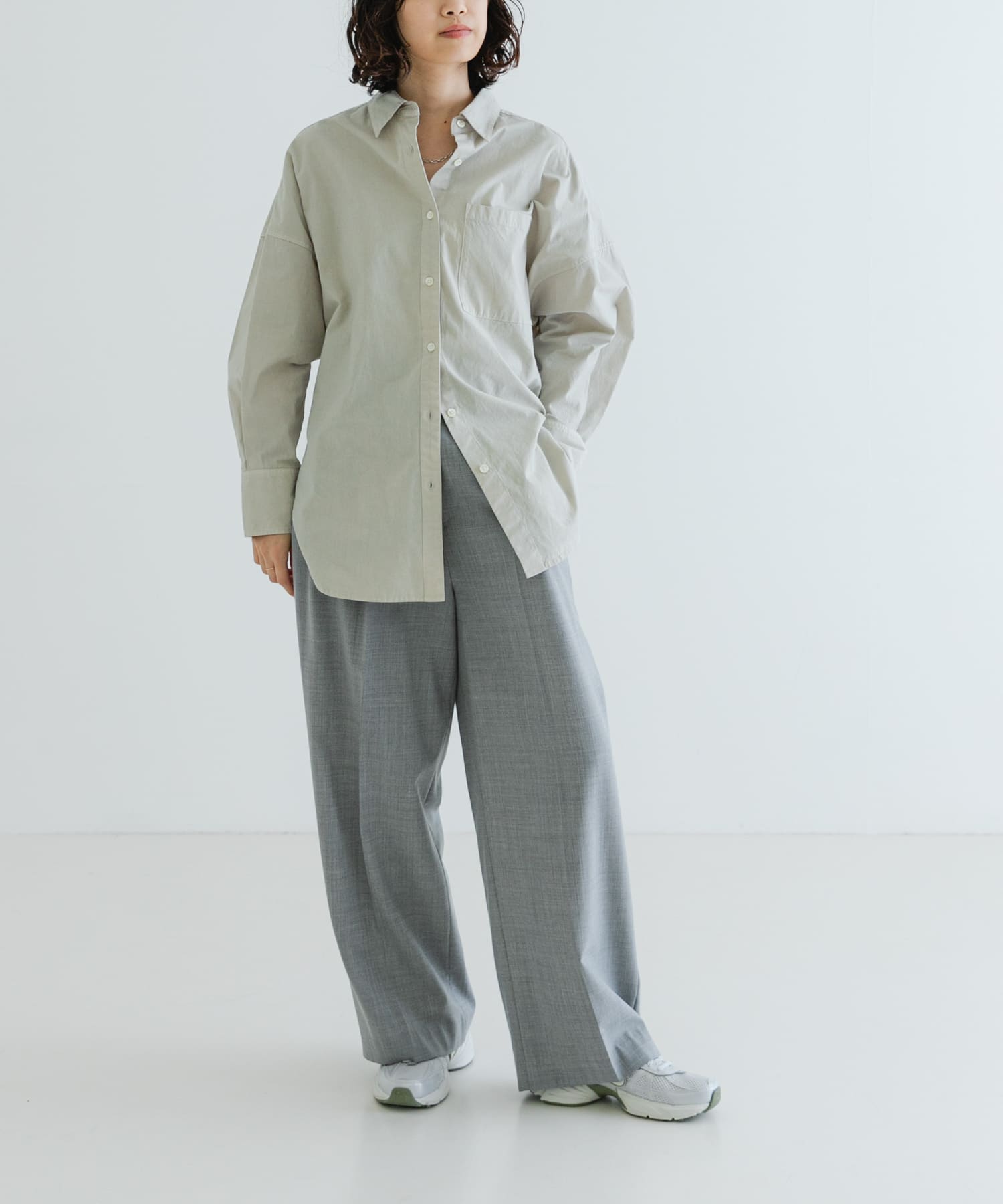 NIKE　V2Kラン PHTN/LT SL 23.5