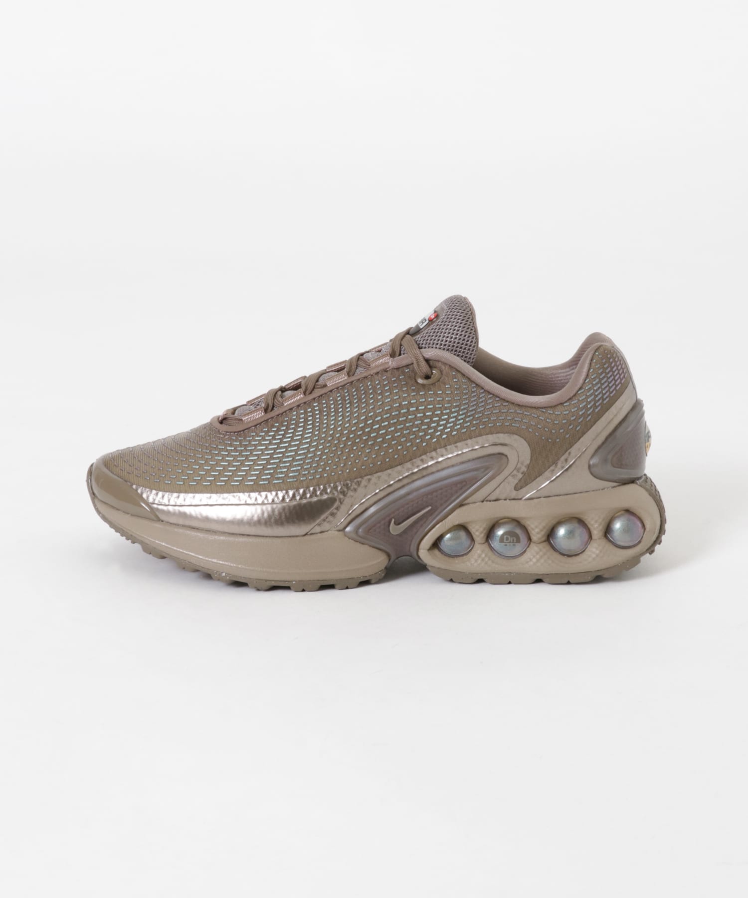 NIKE　エア マックス DN