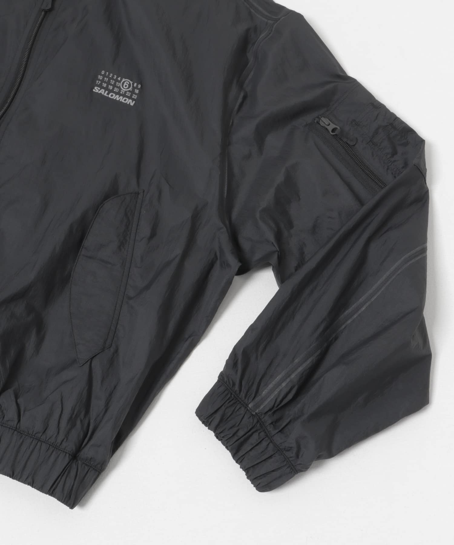 MM6×SALOMON　M35418 SPORTSJACKET 900DeepBLK S