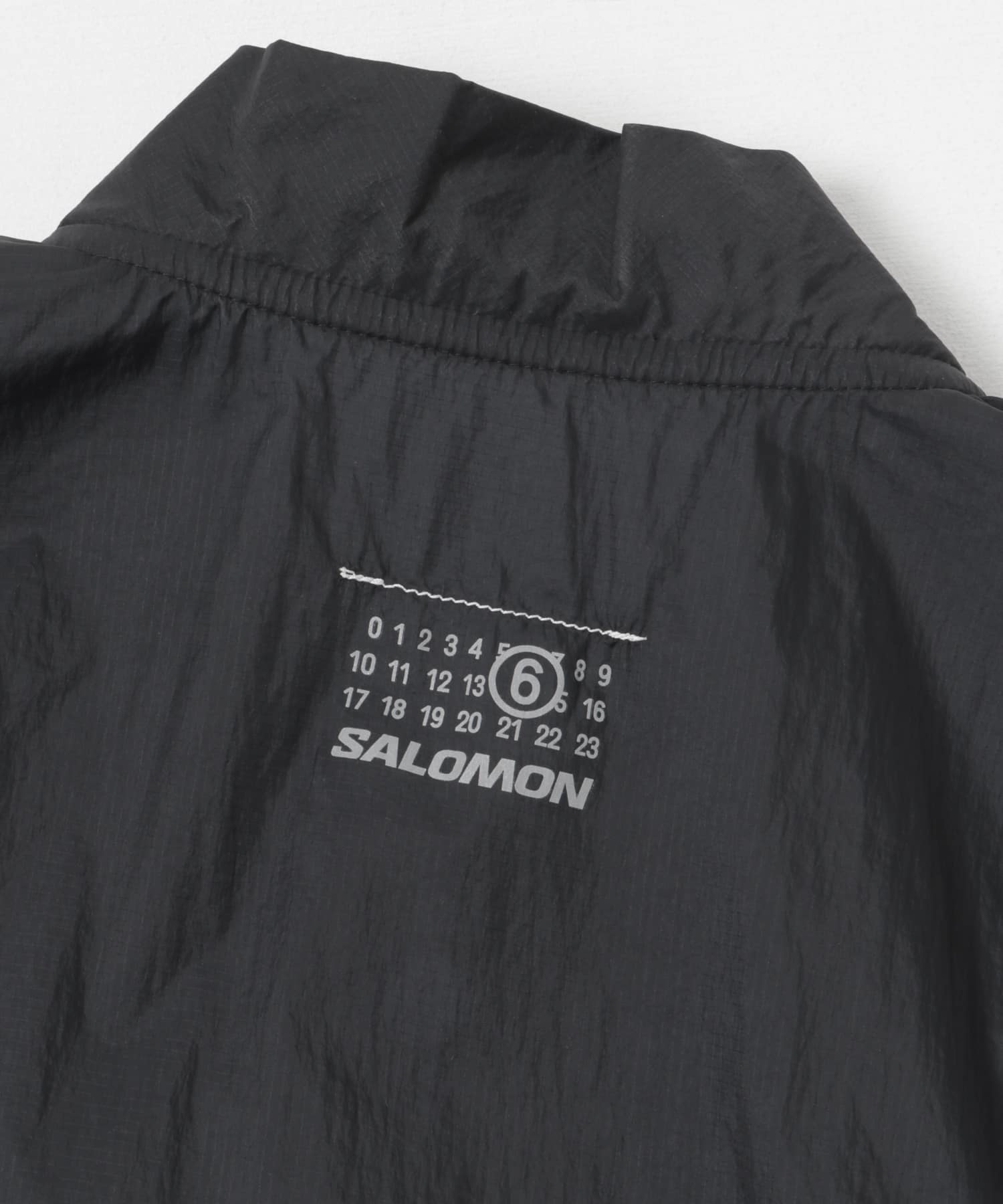 MM6×SALOMON　M35418 SPORTSJACKET 900DeepBLK S