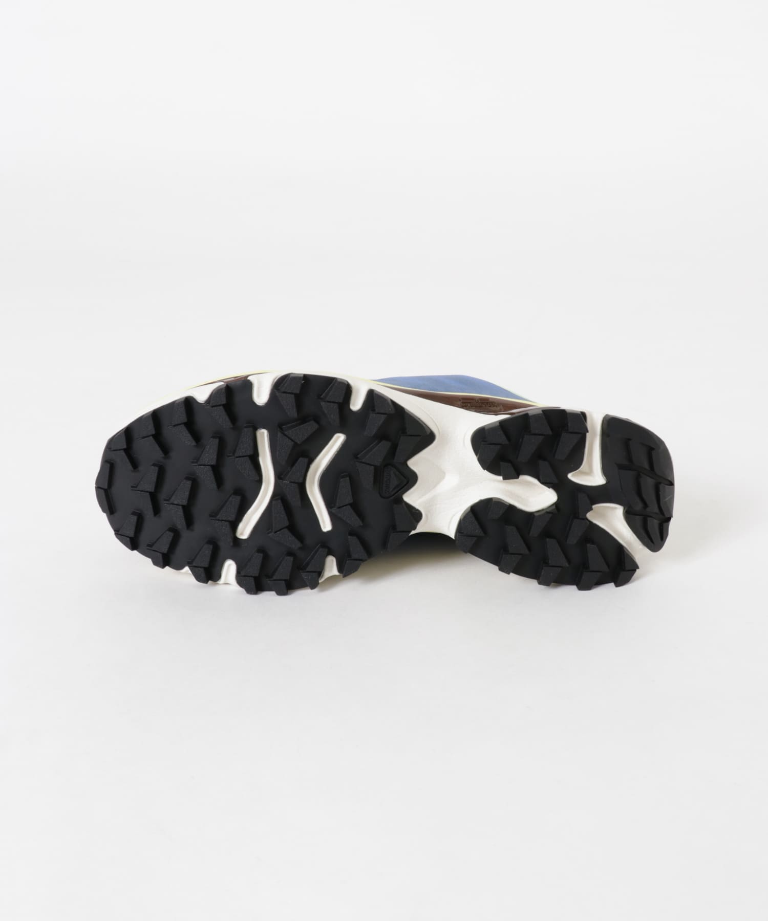 MM6×SALOMON　XT MULE 4 HA743 23