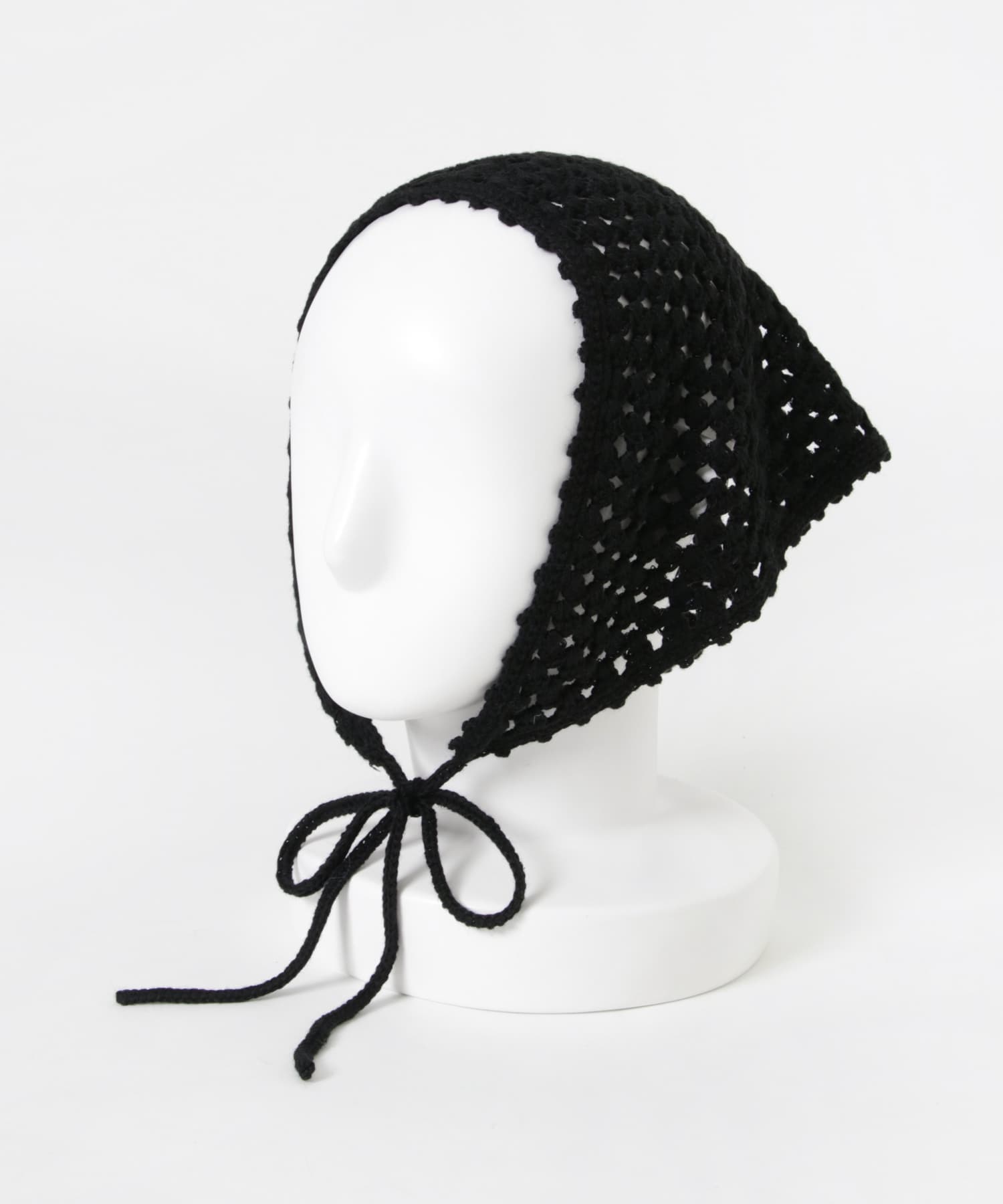 THROW　MAEVE BLACK one