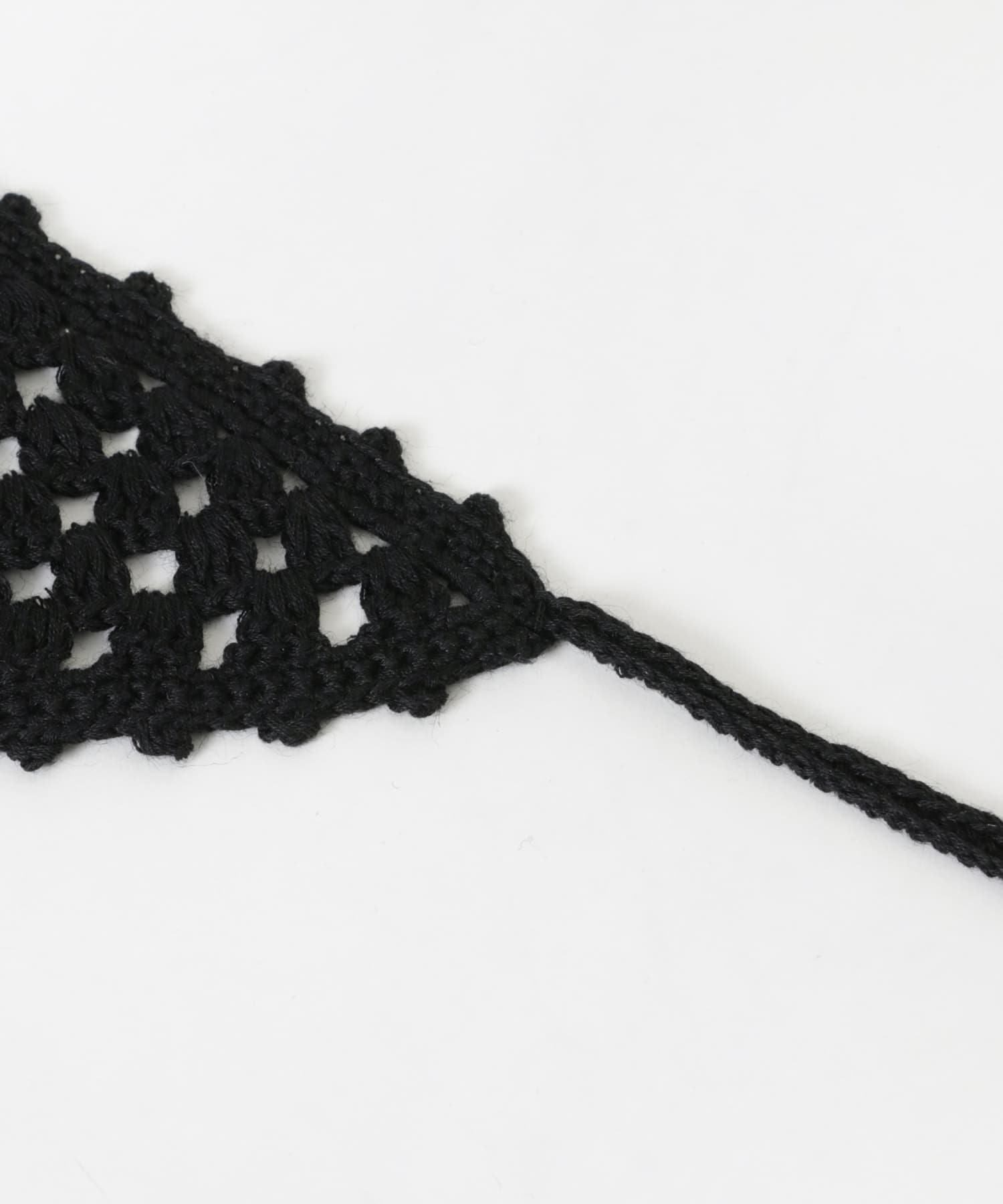 THROW　MAEVE BLACK one