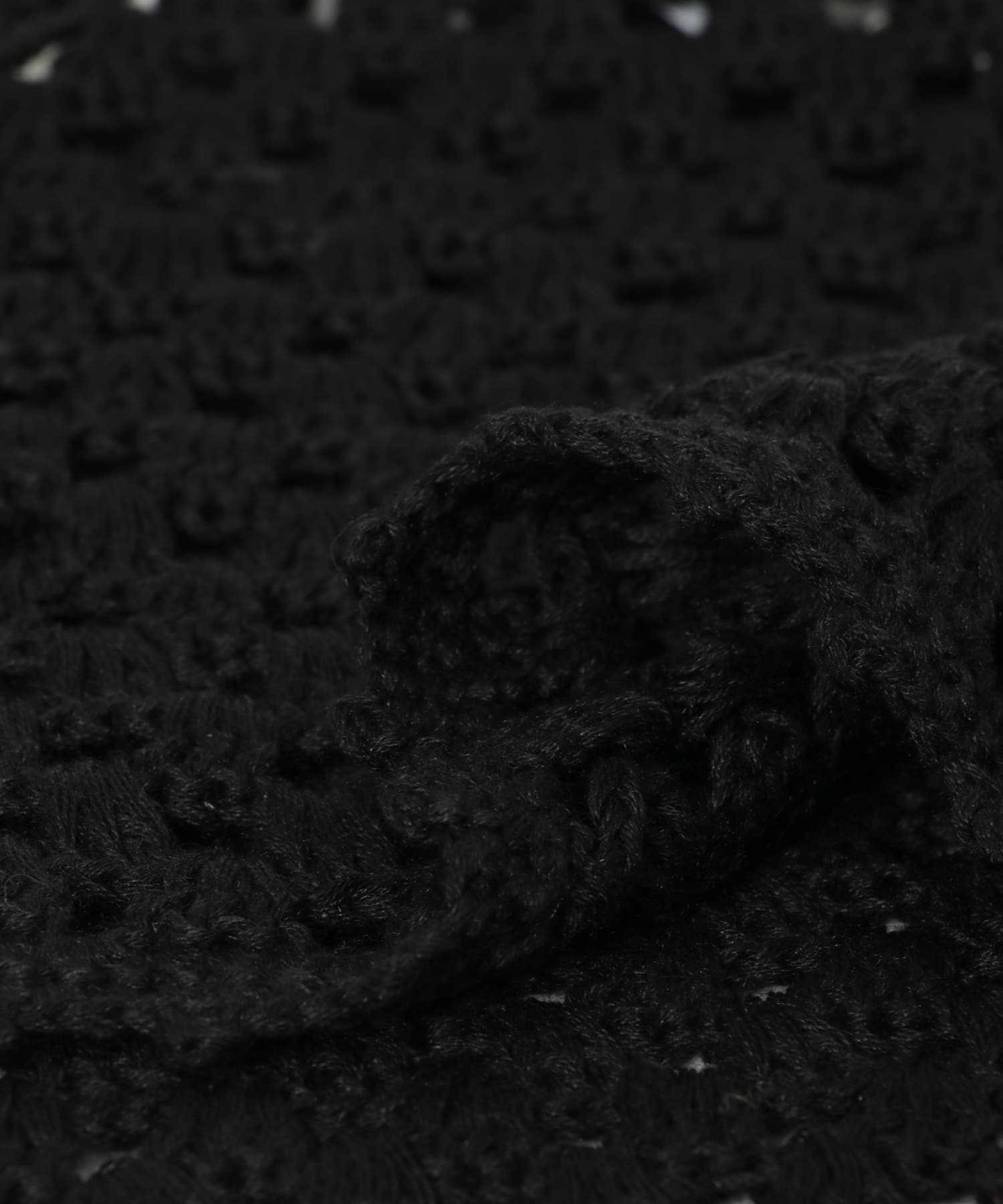 THROW　MAEVE BLACK one