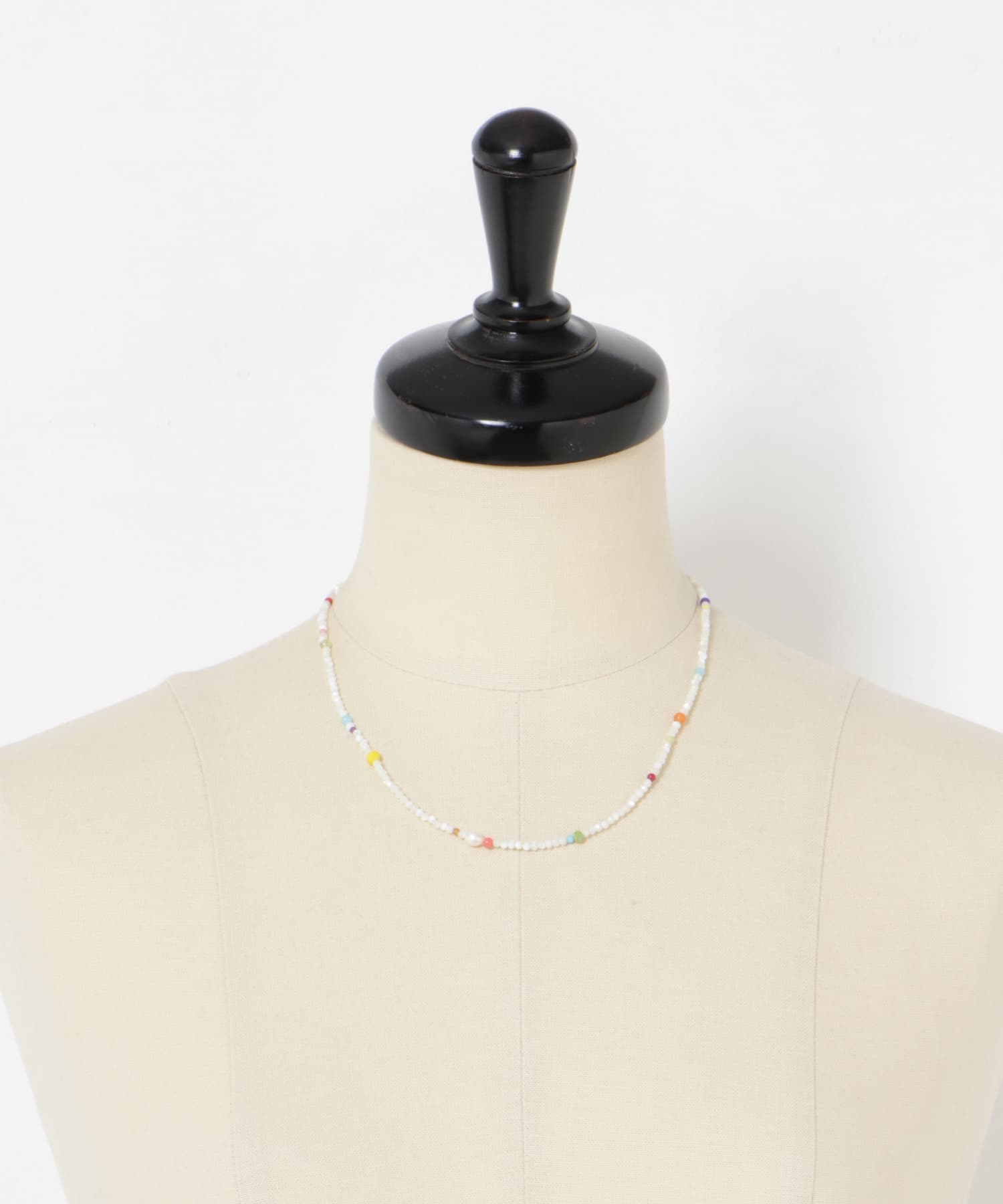 ANNI LU　CONFETTI GEM NECKLACE WHT SHELL -