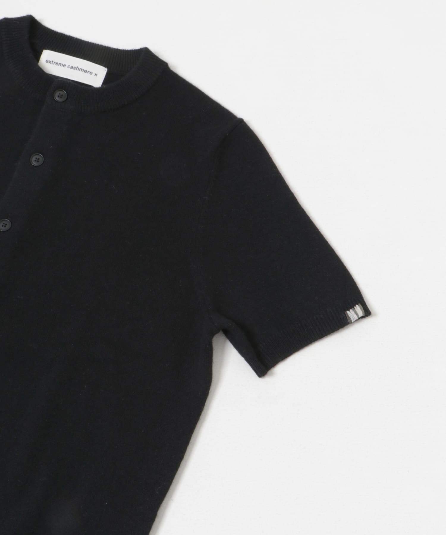Extreme Cashmere　flyer raven -