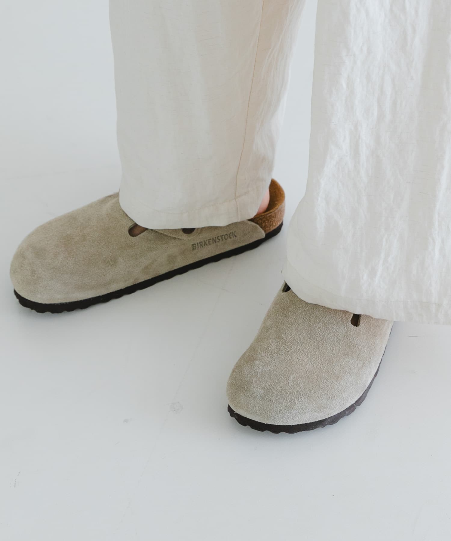 Taupe