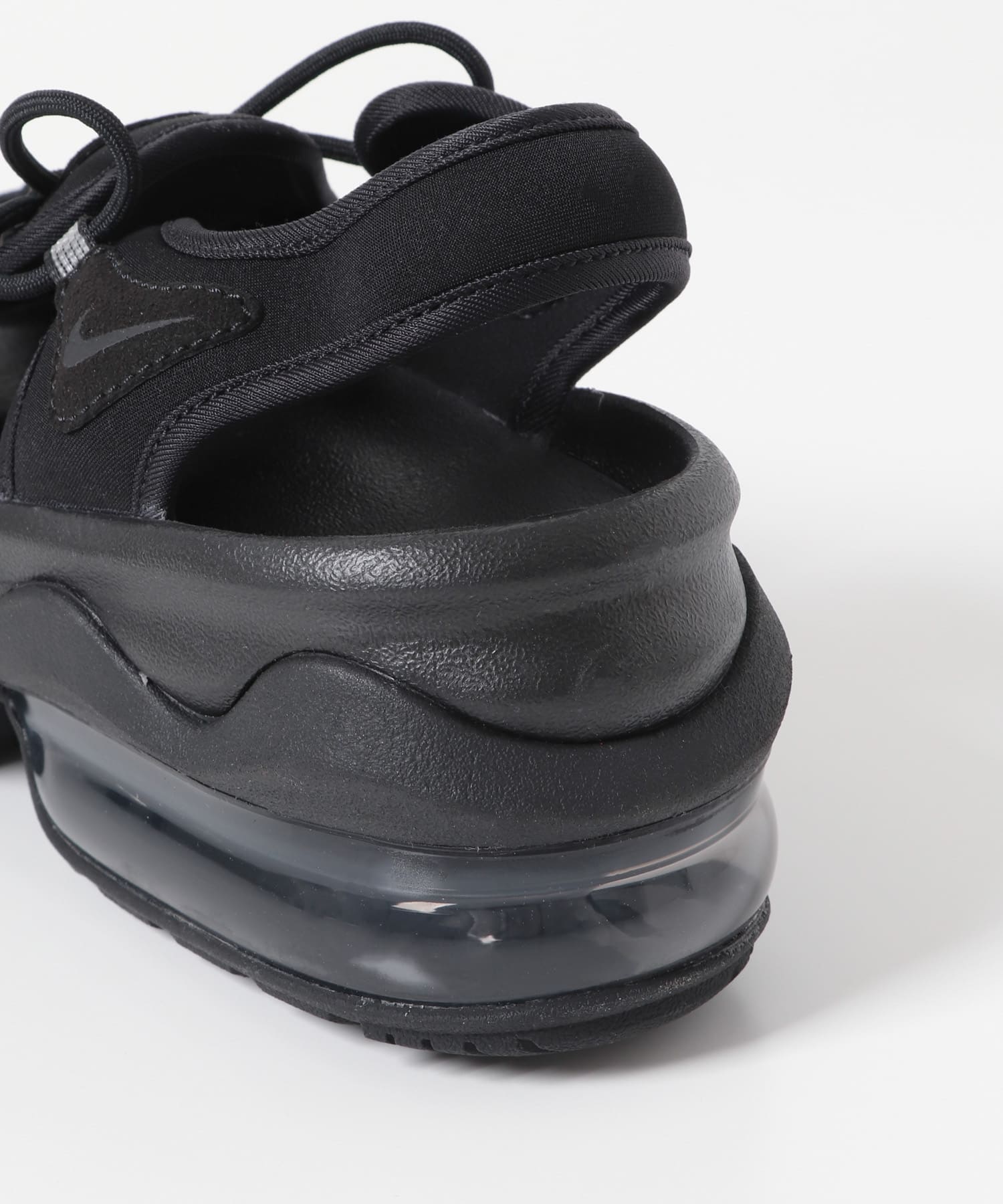 NIKE　エアマックスココサンダル ブラック 23