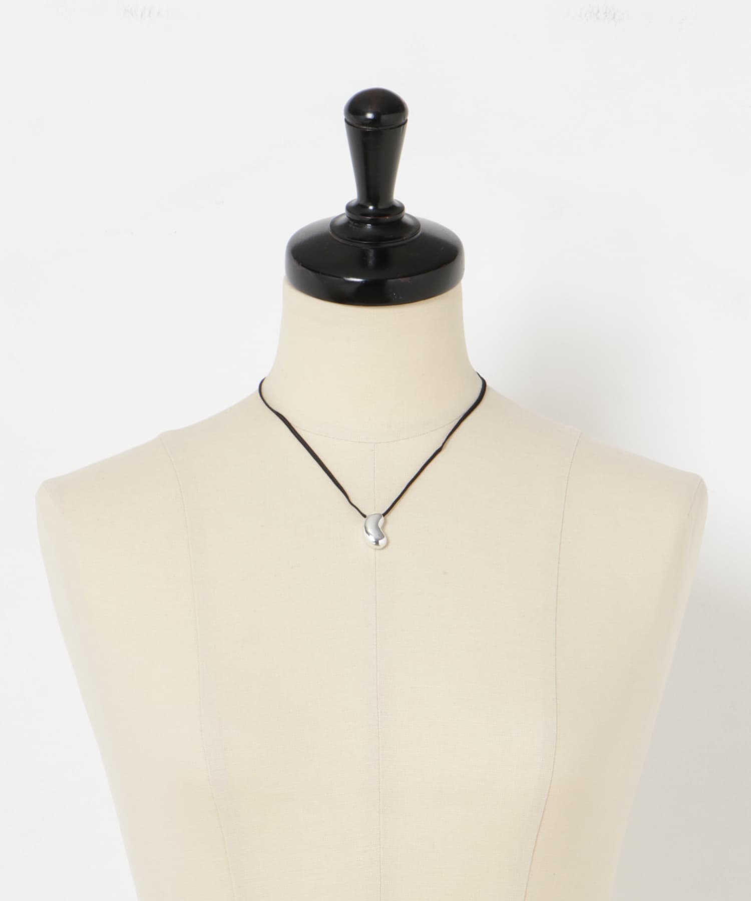 PHILIPPE AUDIBERT　Siya necklace cord SILVER BLK -