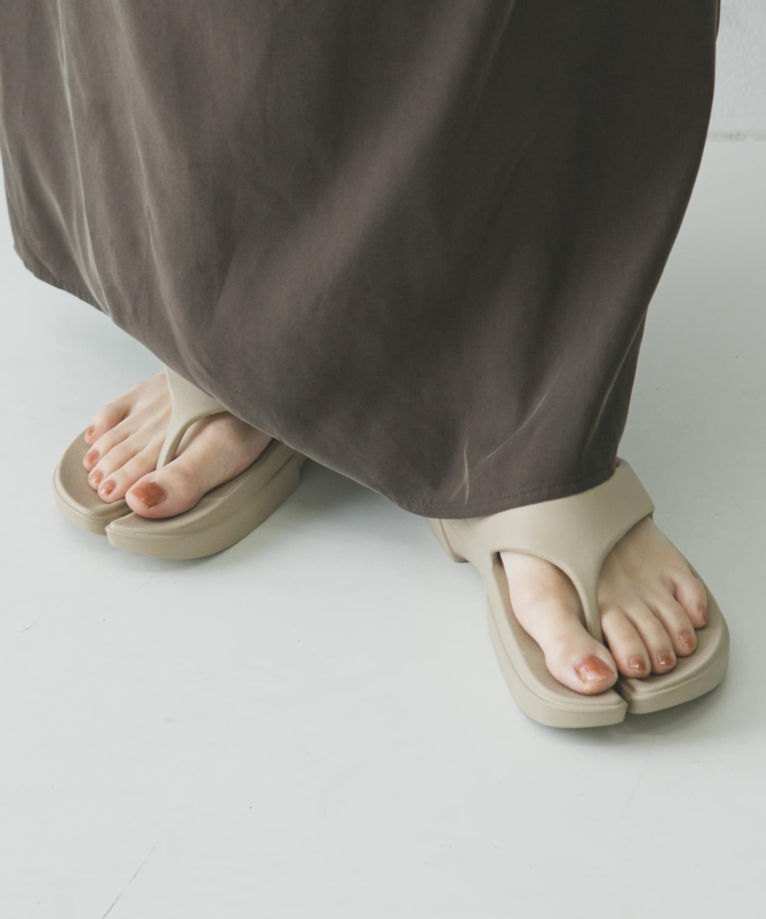 Paes　Flip Flop Nomad 23
