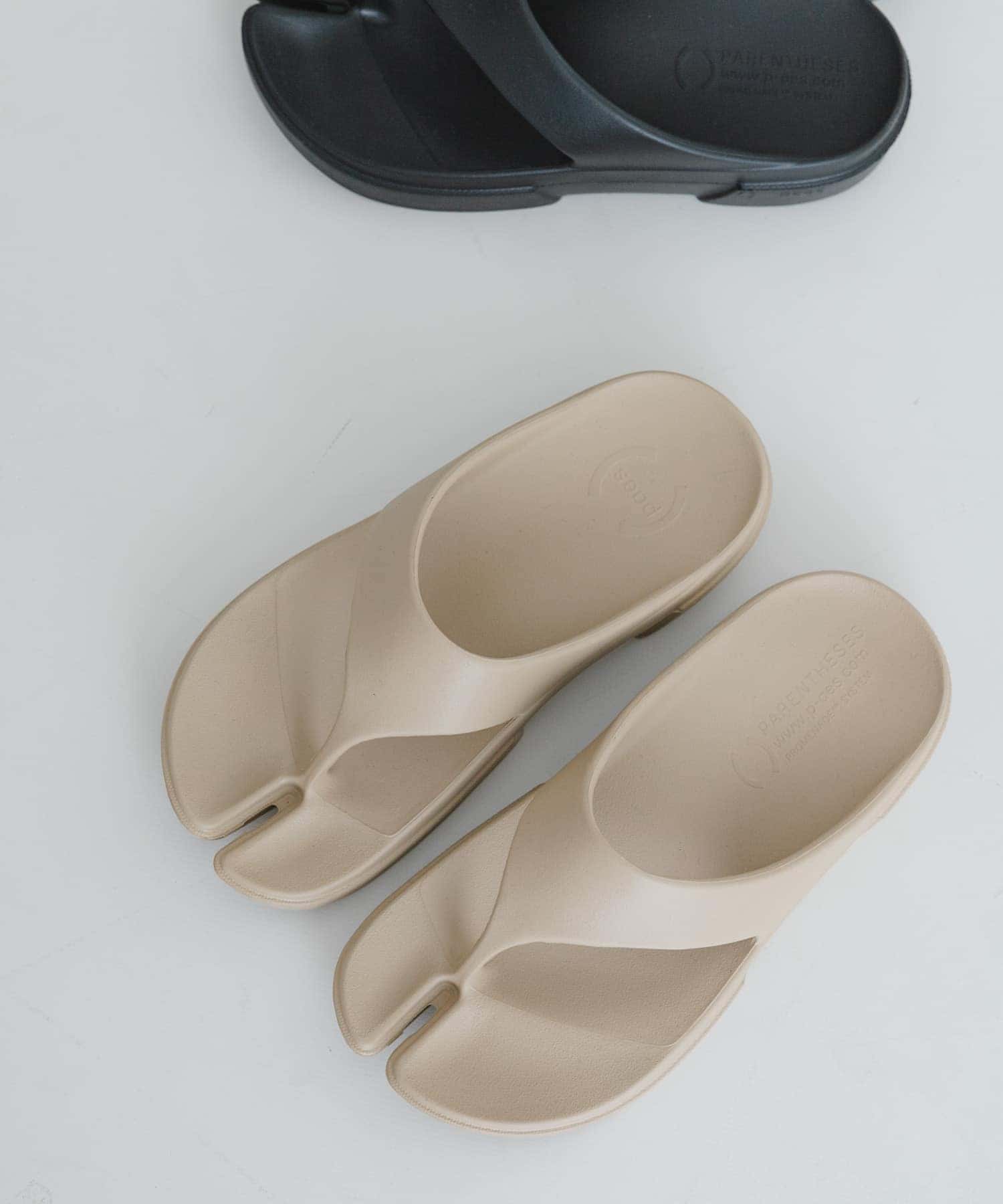 Paes　Flip Flop Nomad 23