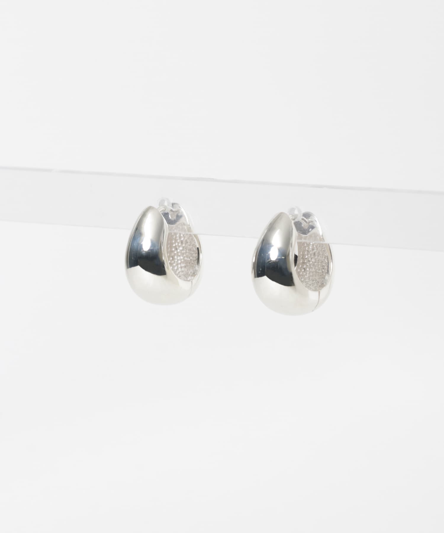 Sophie Buhai　Hinged Hoops
