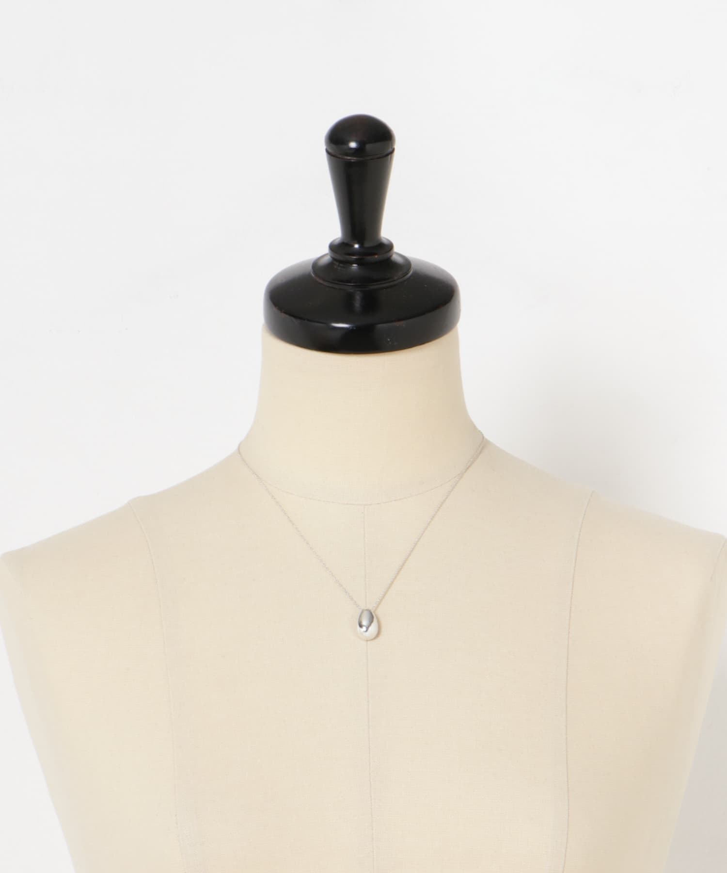Sophie Buhai　Tiny Egg Pendant SILVER -