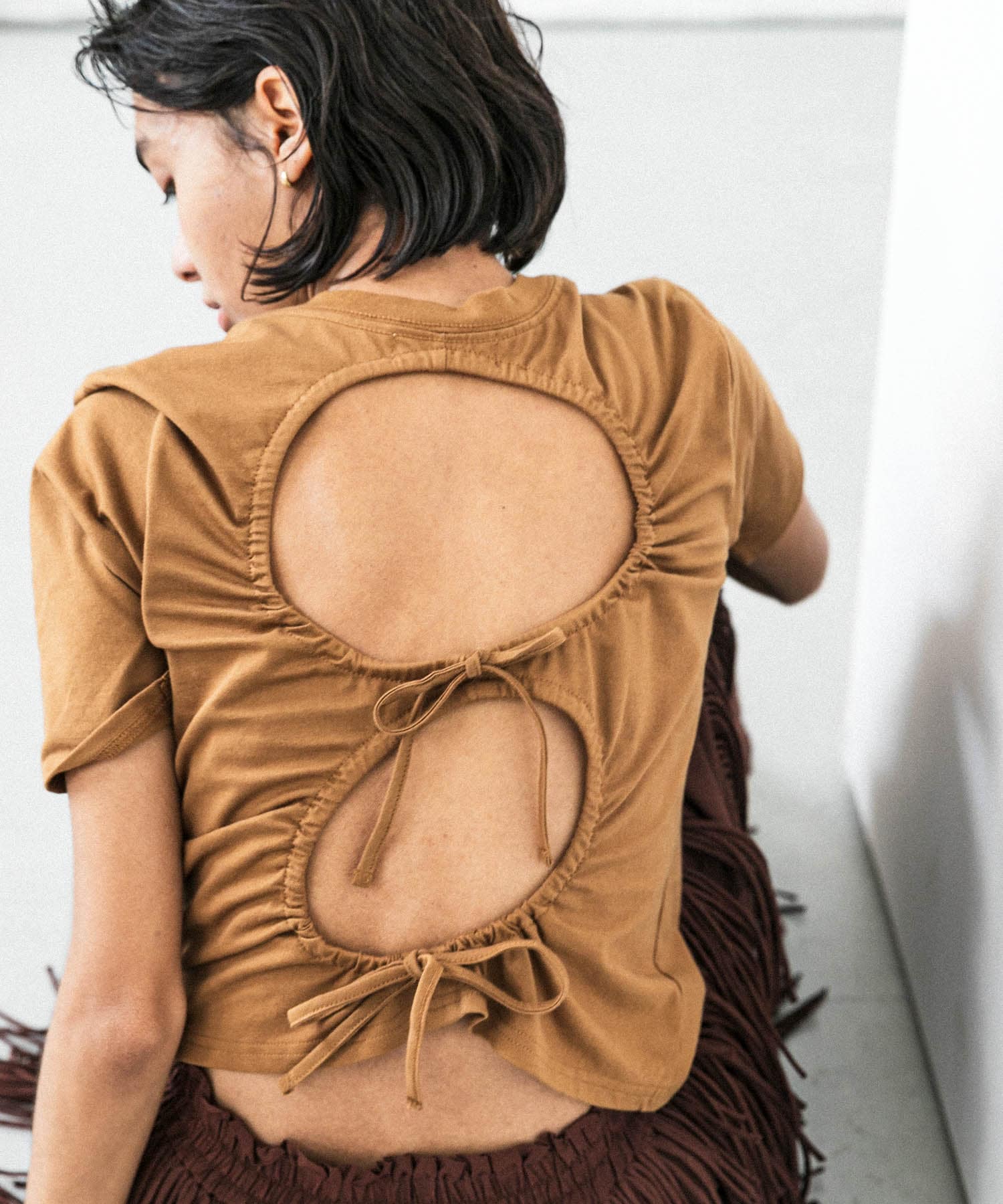 『別注』Loro×URBAN RESEARCH　Eight Open back T-shirts Amber FREE