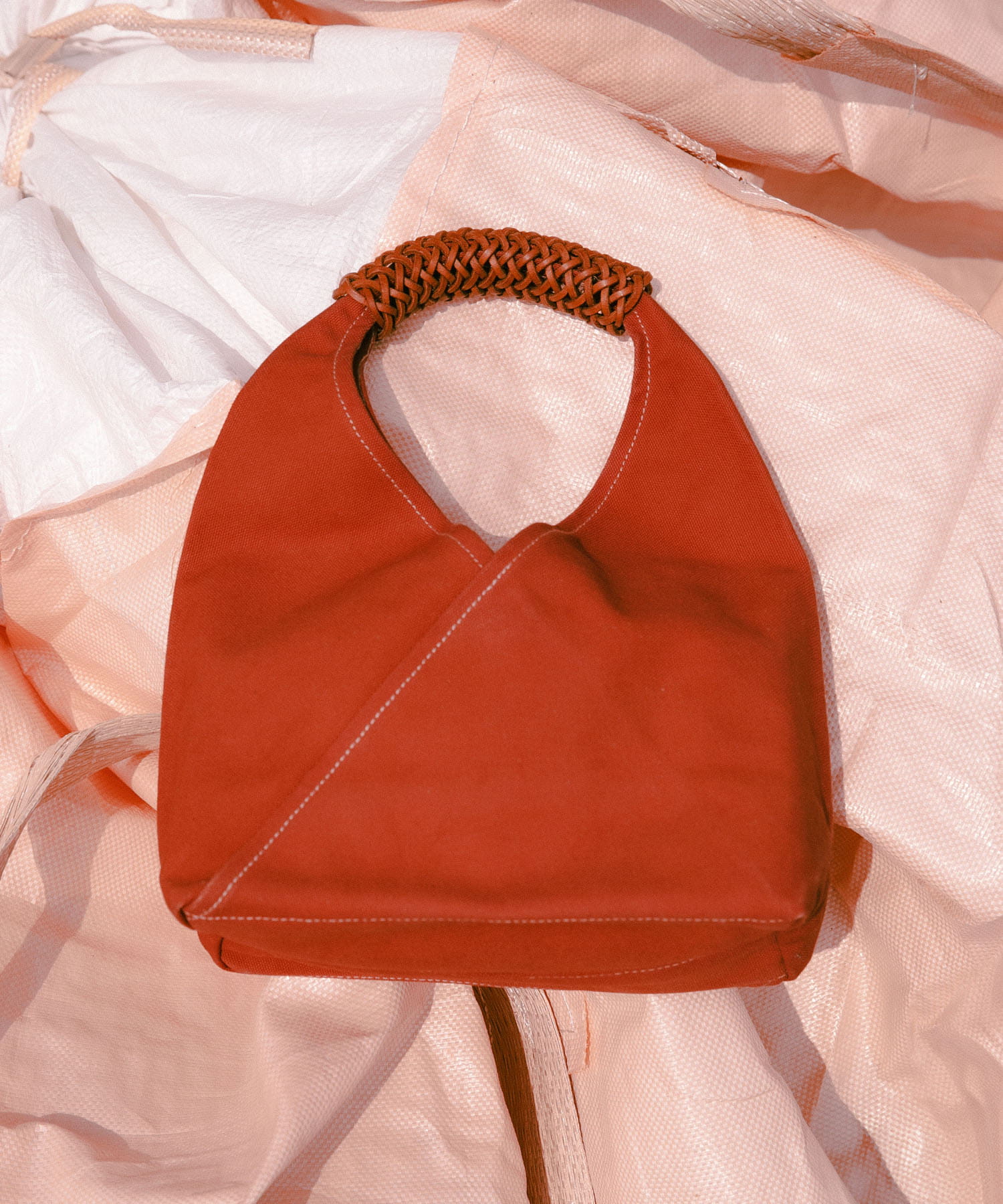 KAMARO’AN　WovenTriangle Bag36