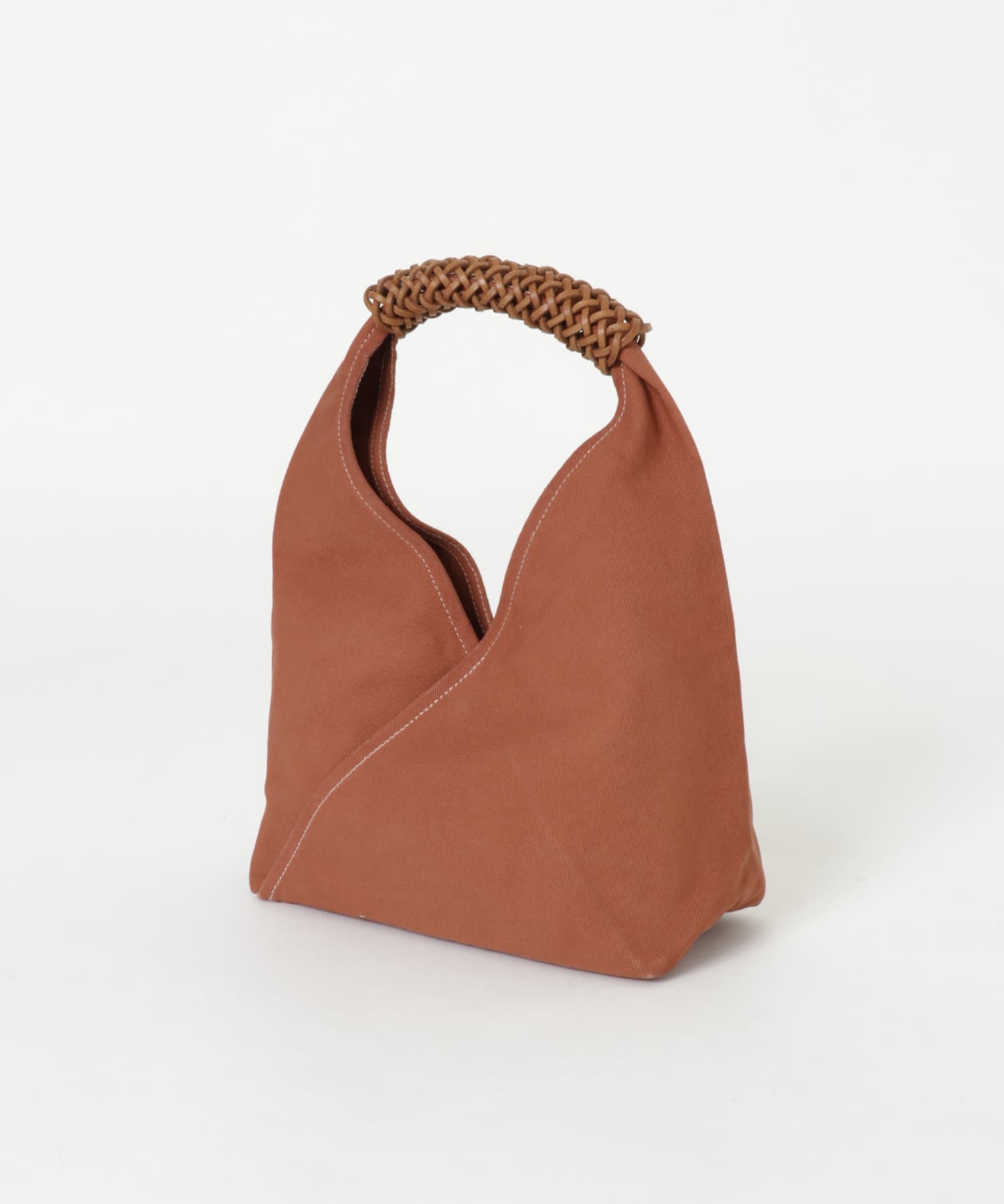 KAMARO’AN　WovenTriangle Bag36 Ochre-Red one