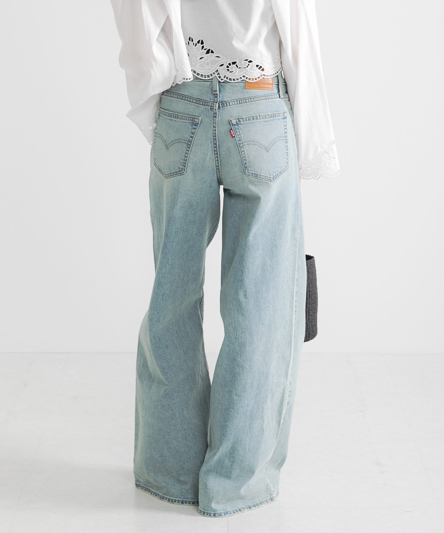 身長：170cm サイズ：27