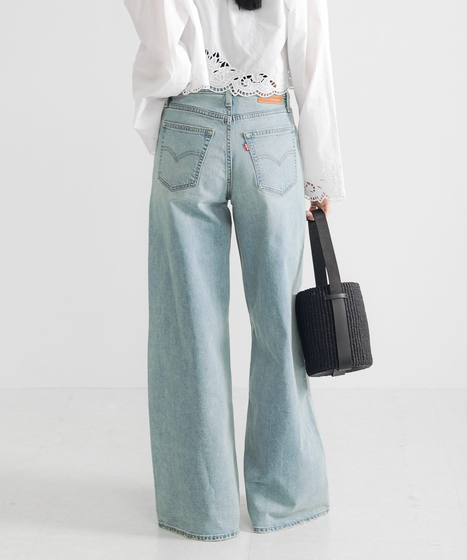 身長：170cm サイズ：27