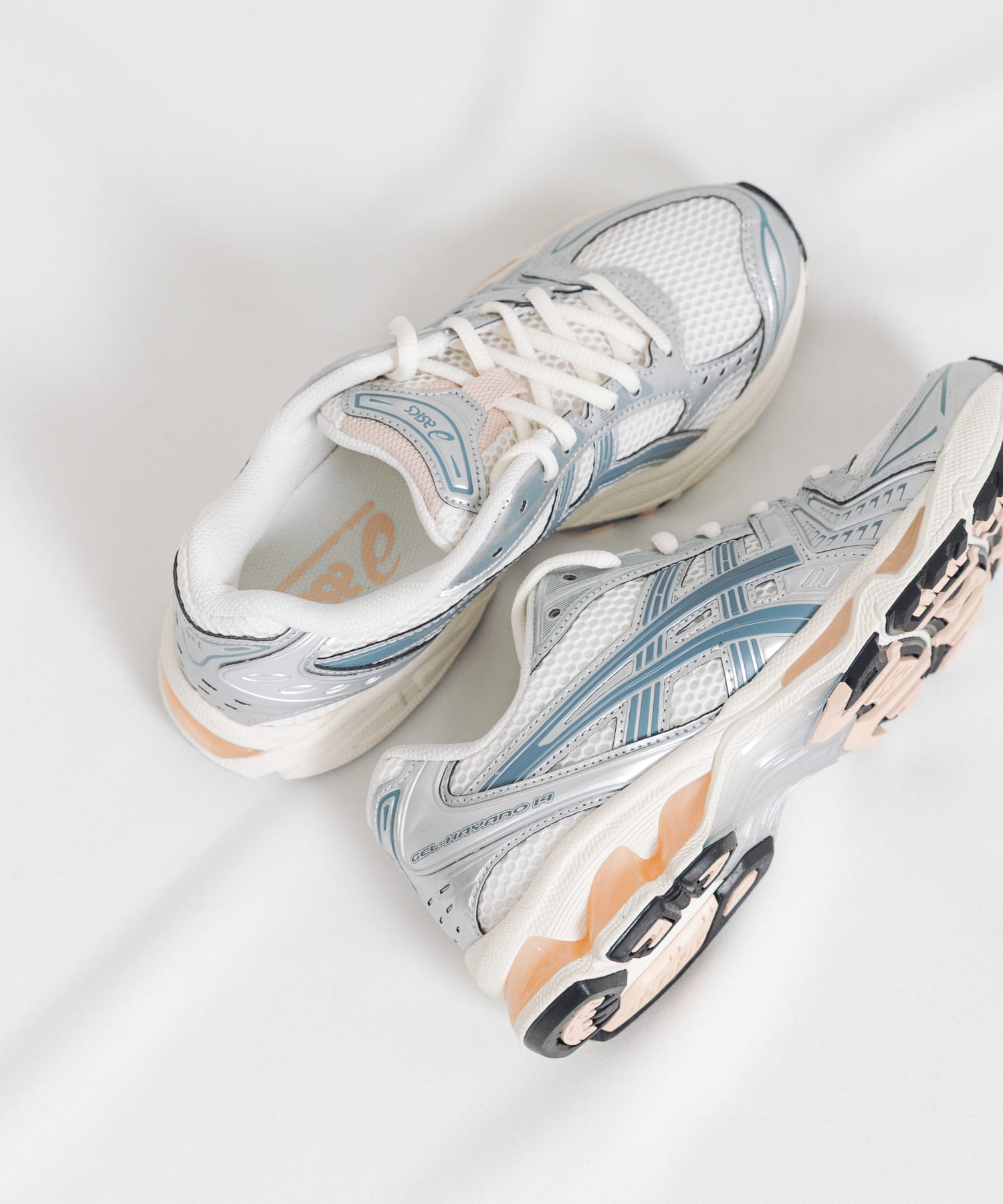 ASICS　GEL-KAYANO 14 109 C/IRON 23.5