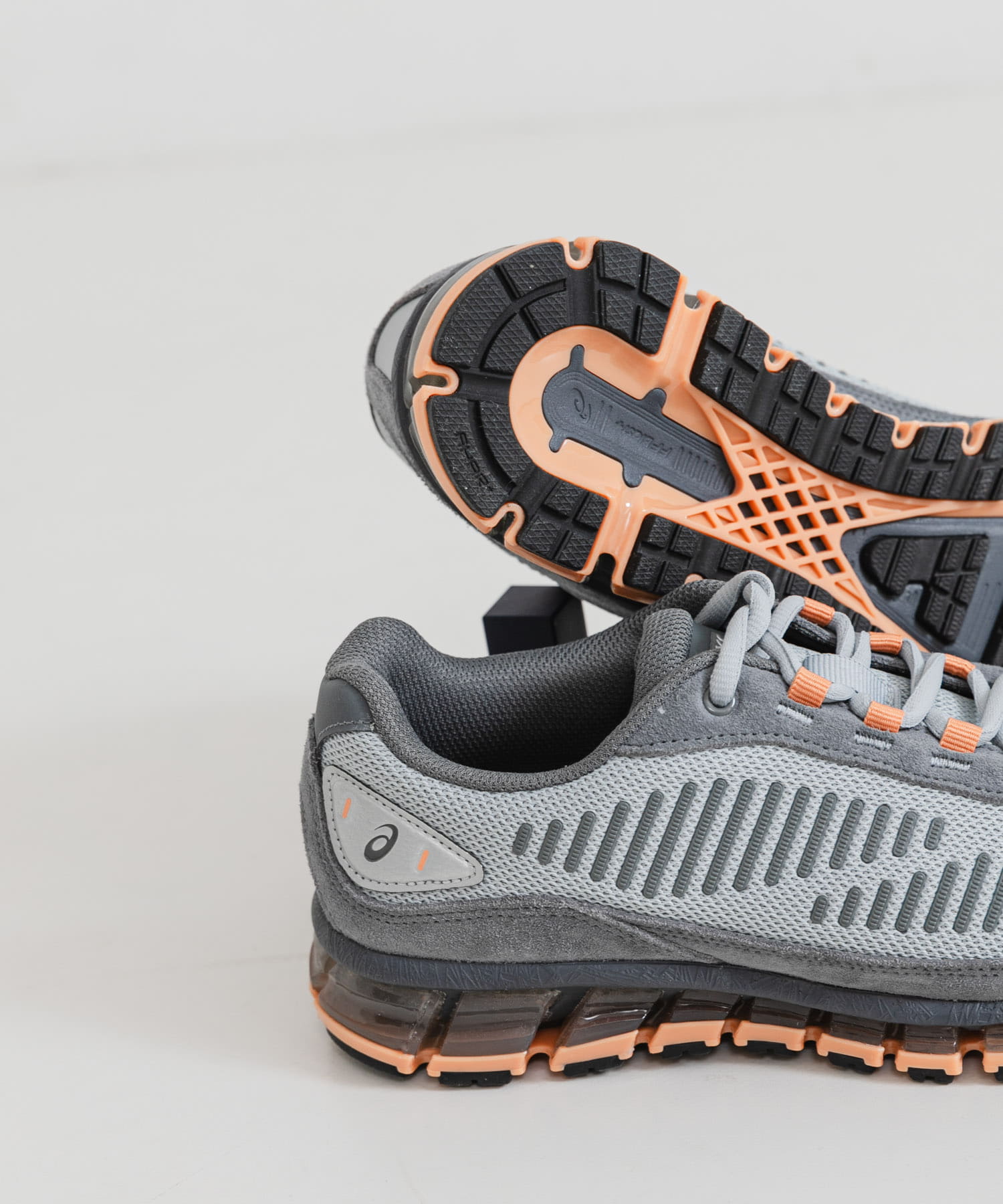 ASICS　GEL-QUANTUM 360 l AMP AP GY/S GY 23.5