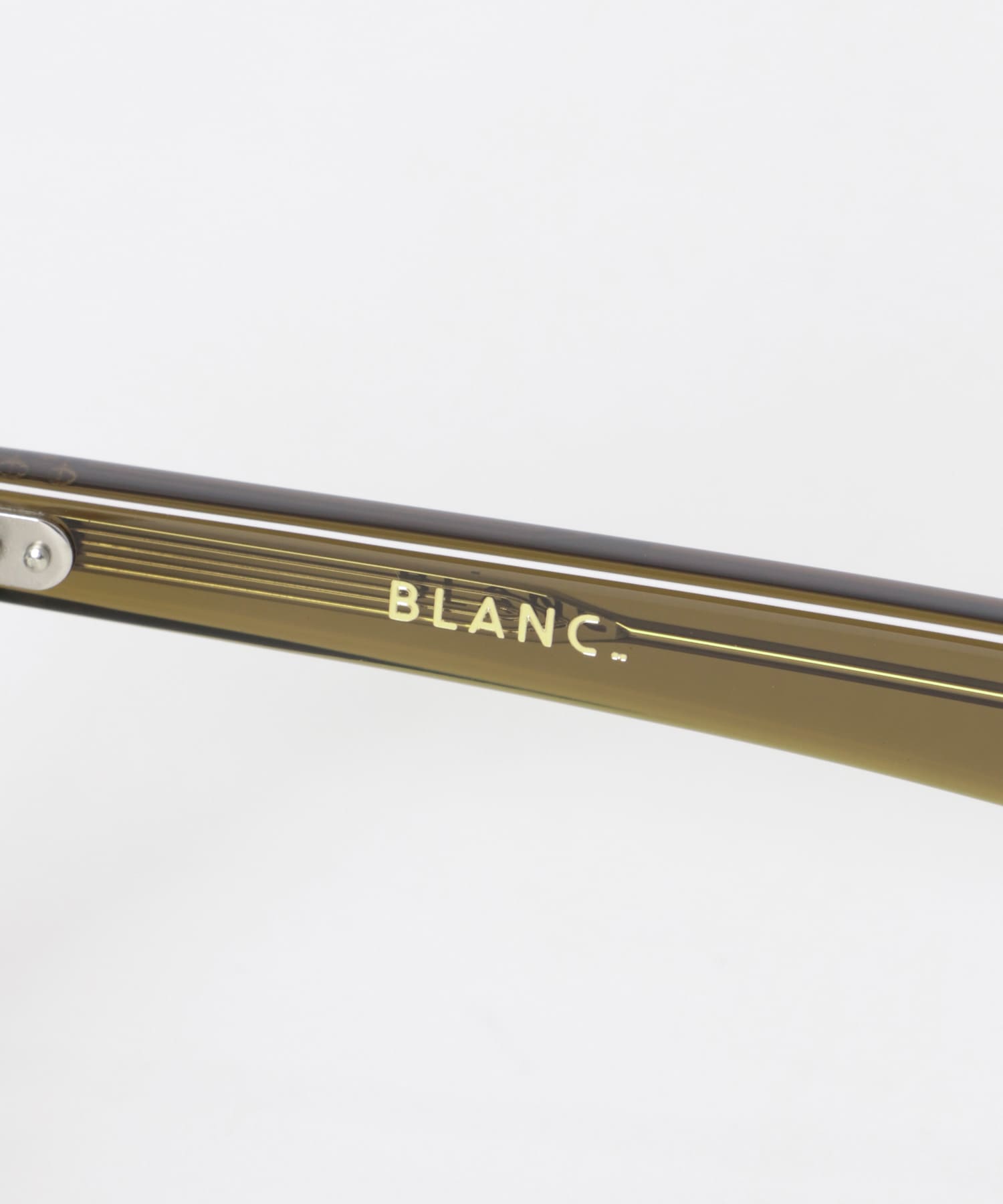 BLANC　B0043 V OLIVE -
