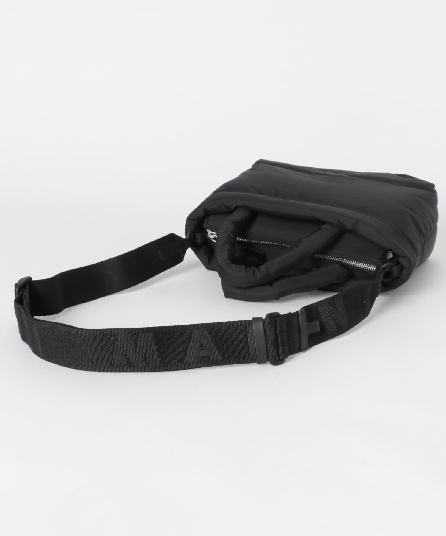 MARNI　TOTE EW 00N99 -