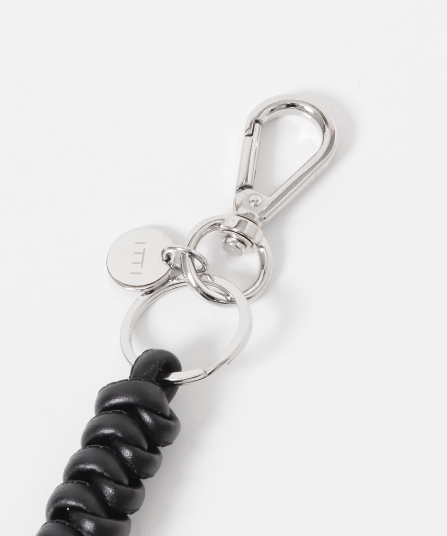 ITTI　CRISTY SNAKEKNOT CHARM BLACK -